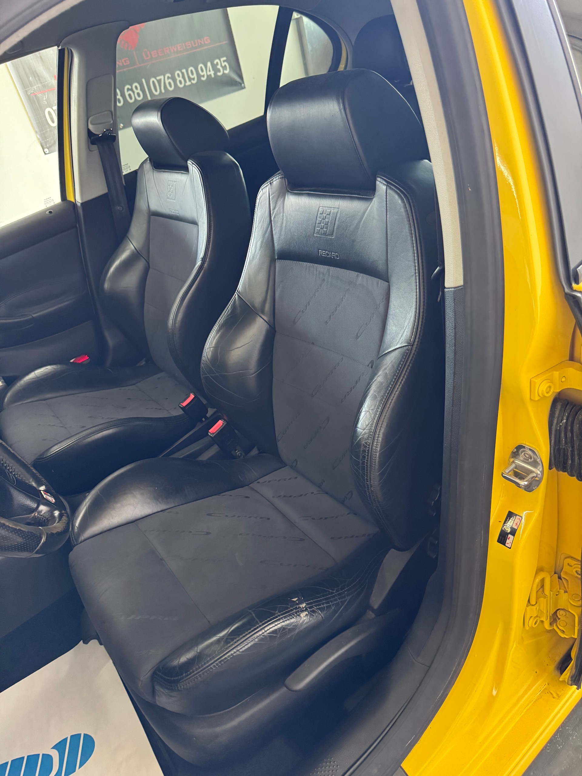 SEAT Leon 2.8 Cupra 4-image-15