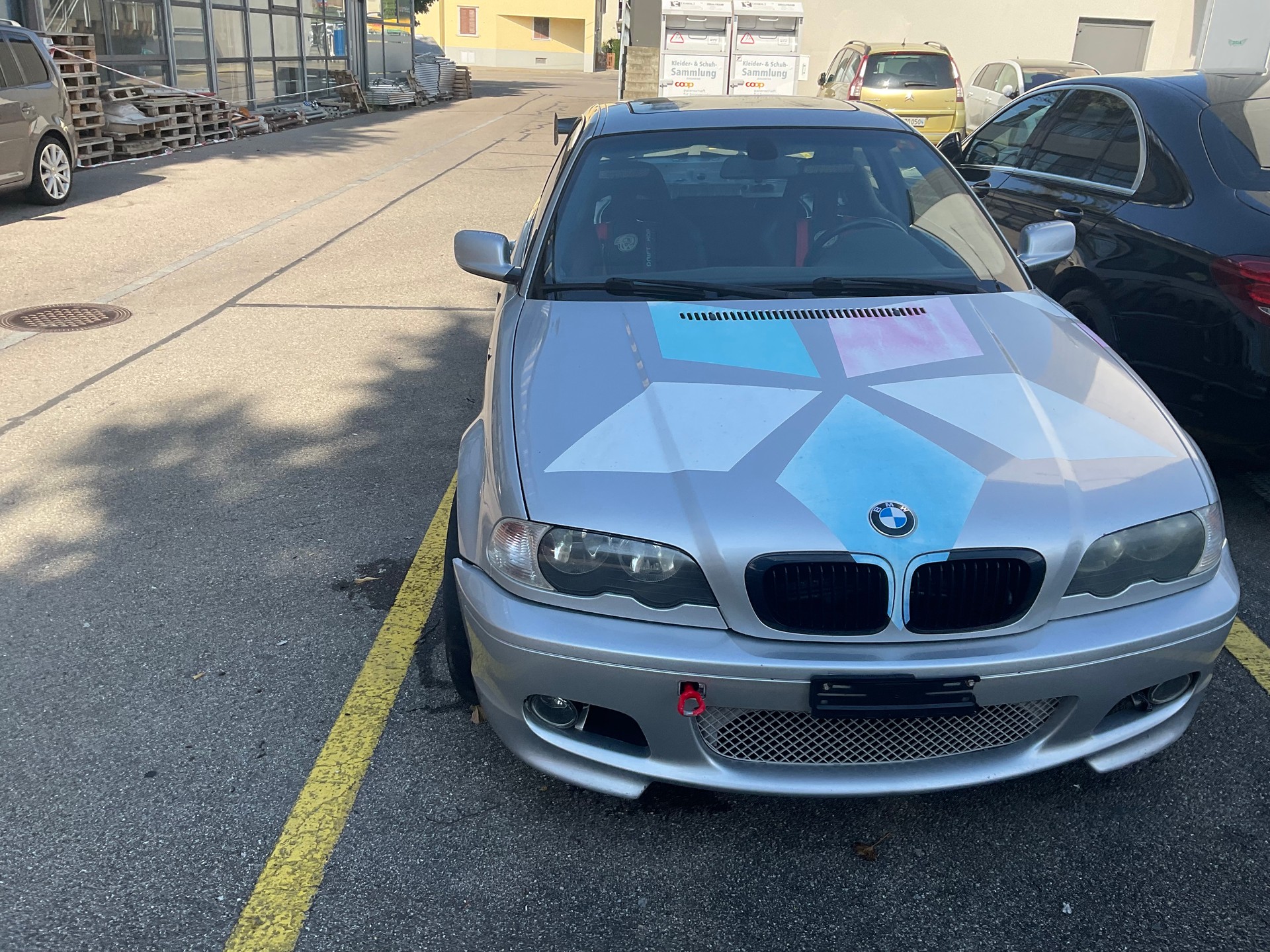 BMW 330i Coupé-image-3