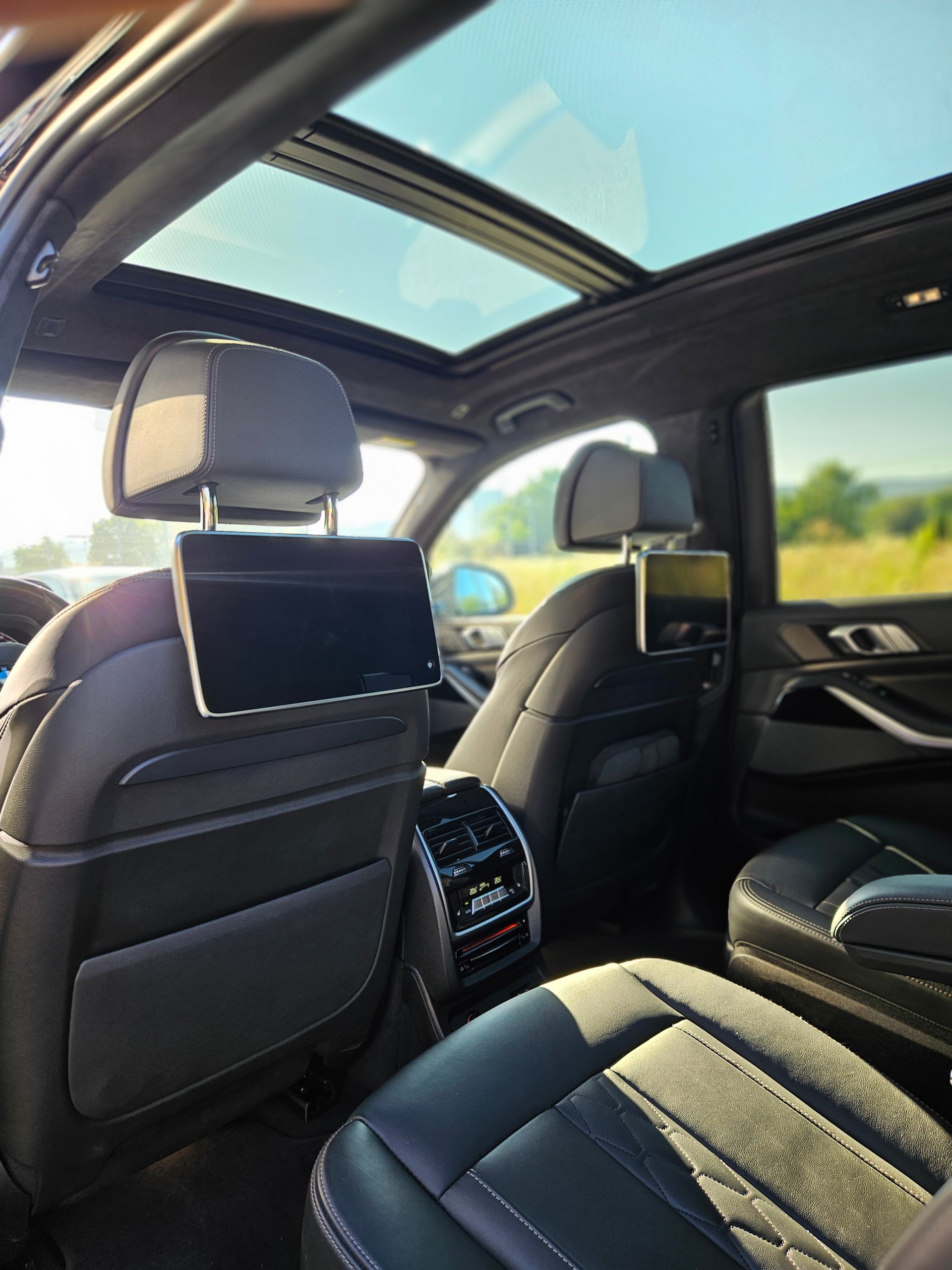 BMW X7 xDrive M50i Steptronic-image-10