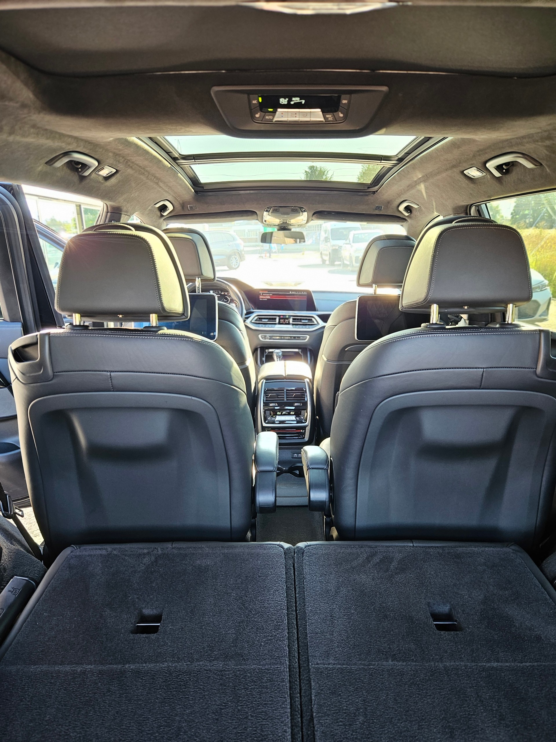 BMW X7 xDrive M50i Steptronic-image-11