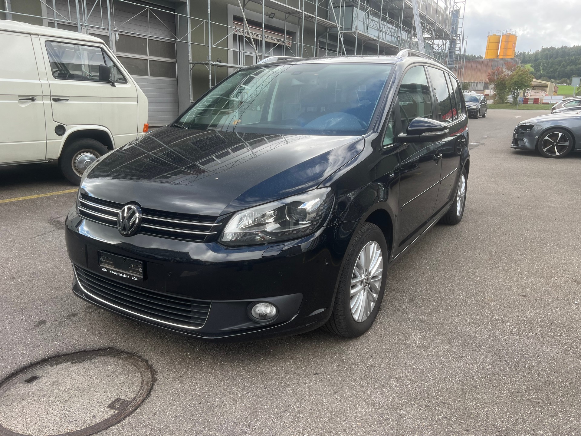 VW Touran 1.4 TSI Comfortline DSG-image-1