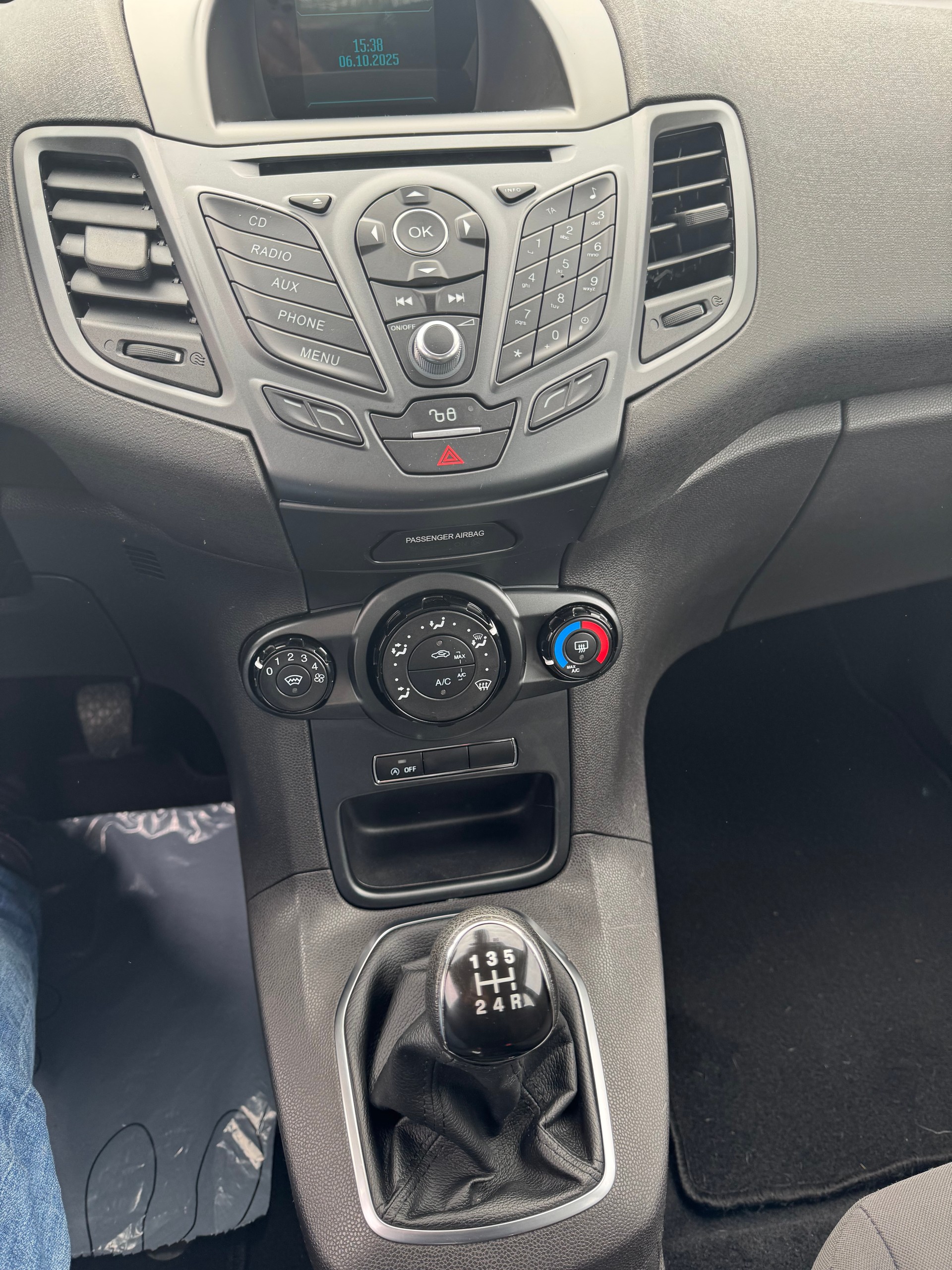 FORD Fiesta 1.0 SCTi Trend-image-6