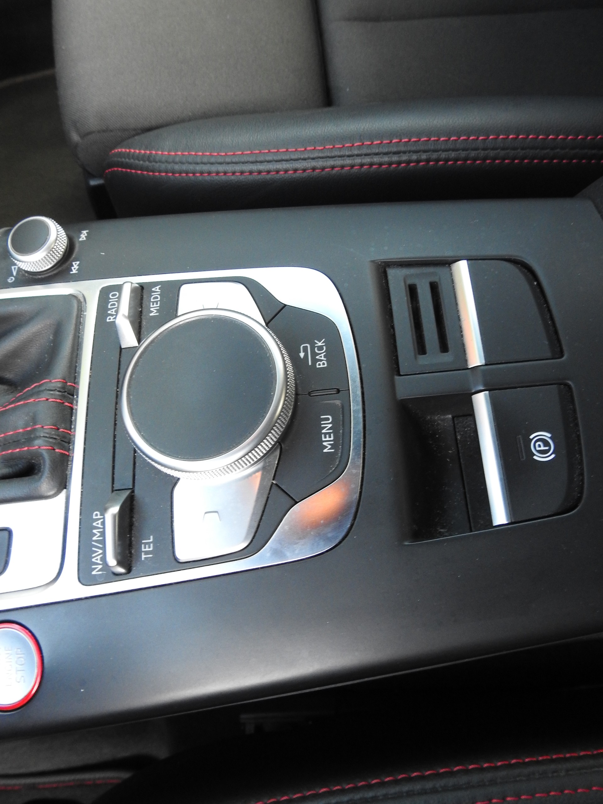 AUDI S3 Sportback 2.0 TFSI quattro S-tronic-image-20