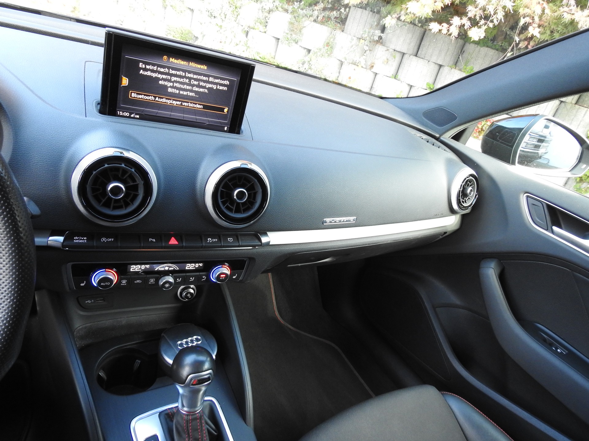 AUDI S3 Sportback 2.0 TFSI quattro S-tronic-image-21