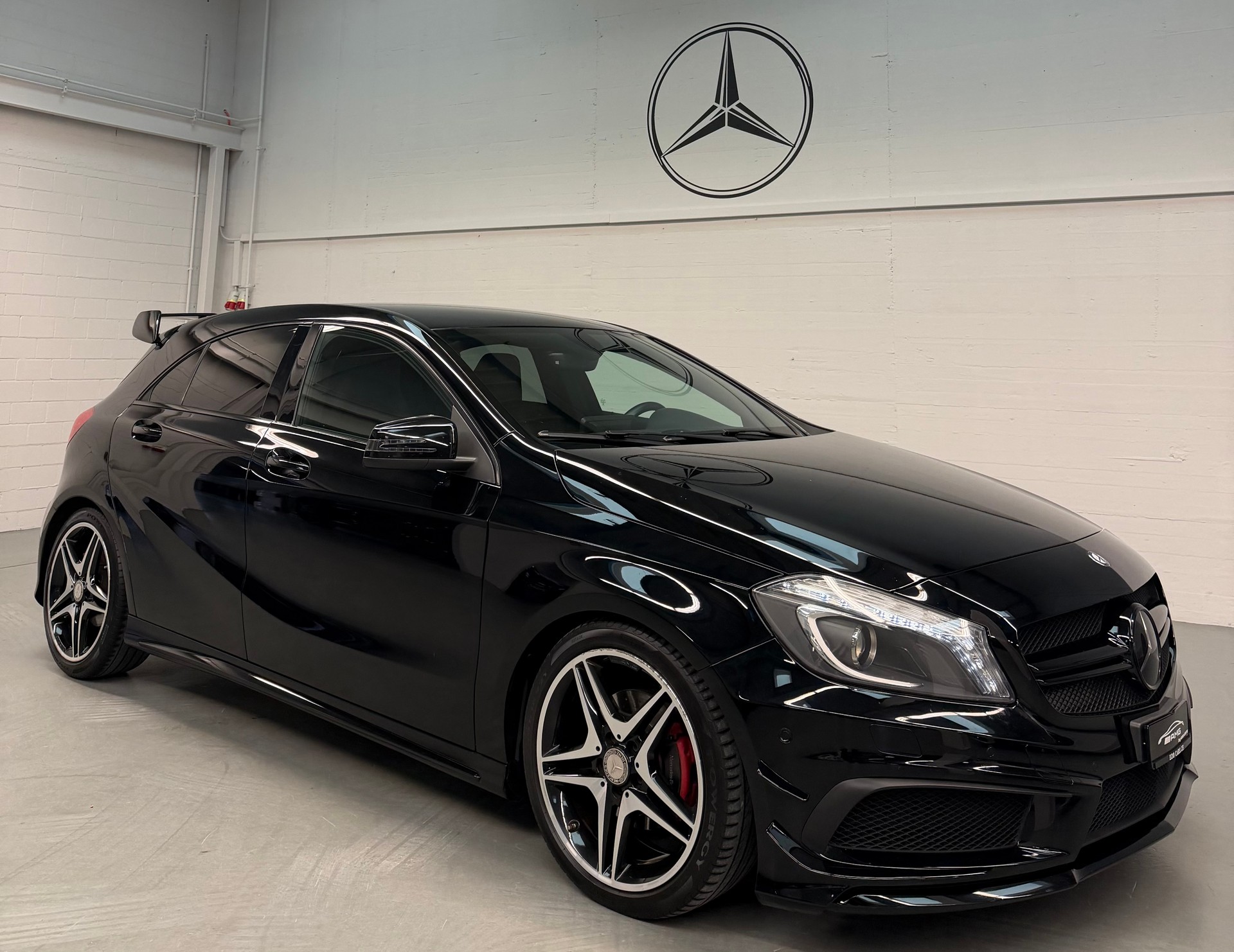 MERCEDES-BENZ A 200 CDI ( A45 AMG Bodykit ) AMG Line Ab MFK & ab Service 8-fach bereift-image-1