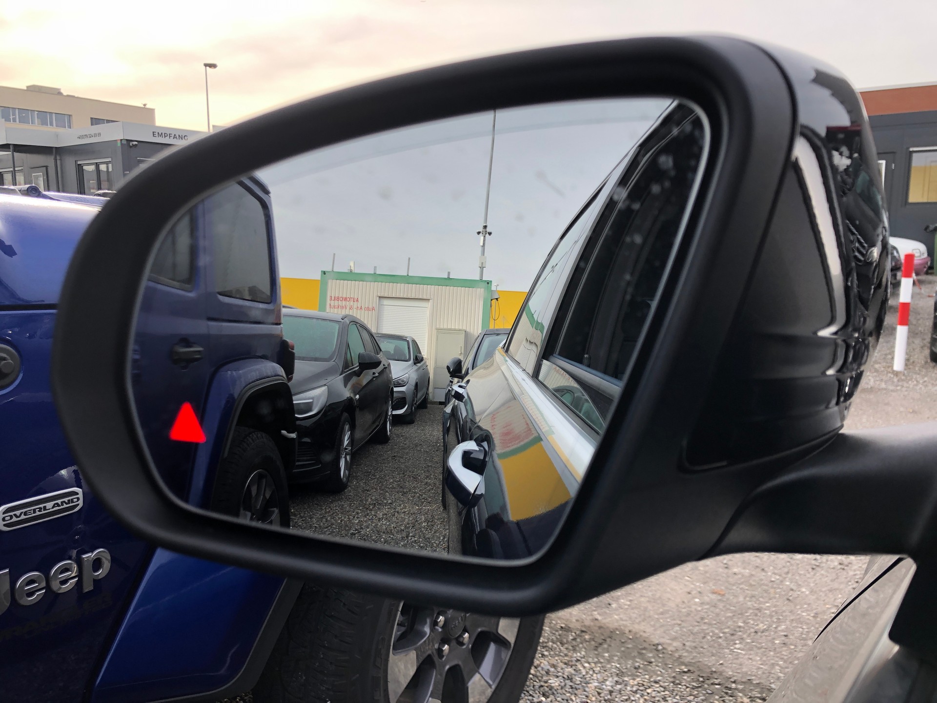 MERCEDES-BENZ EQC 400 4Matic EQ Star-image-6