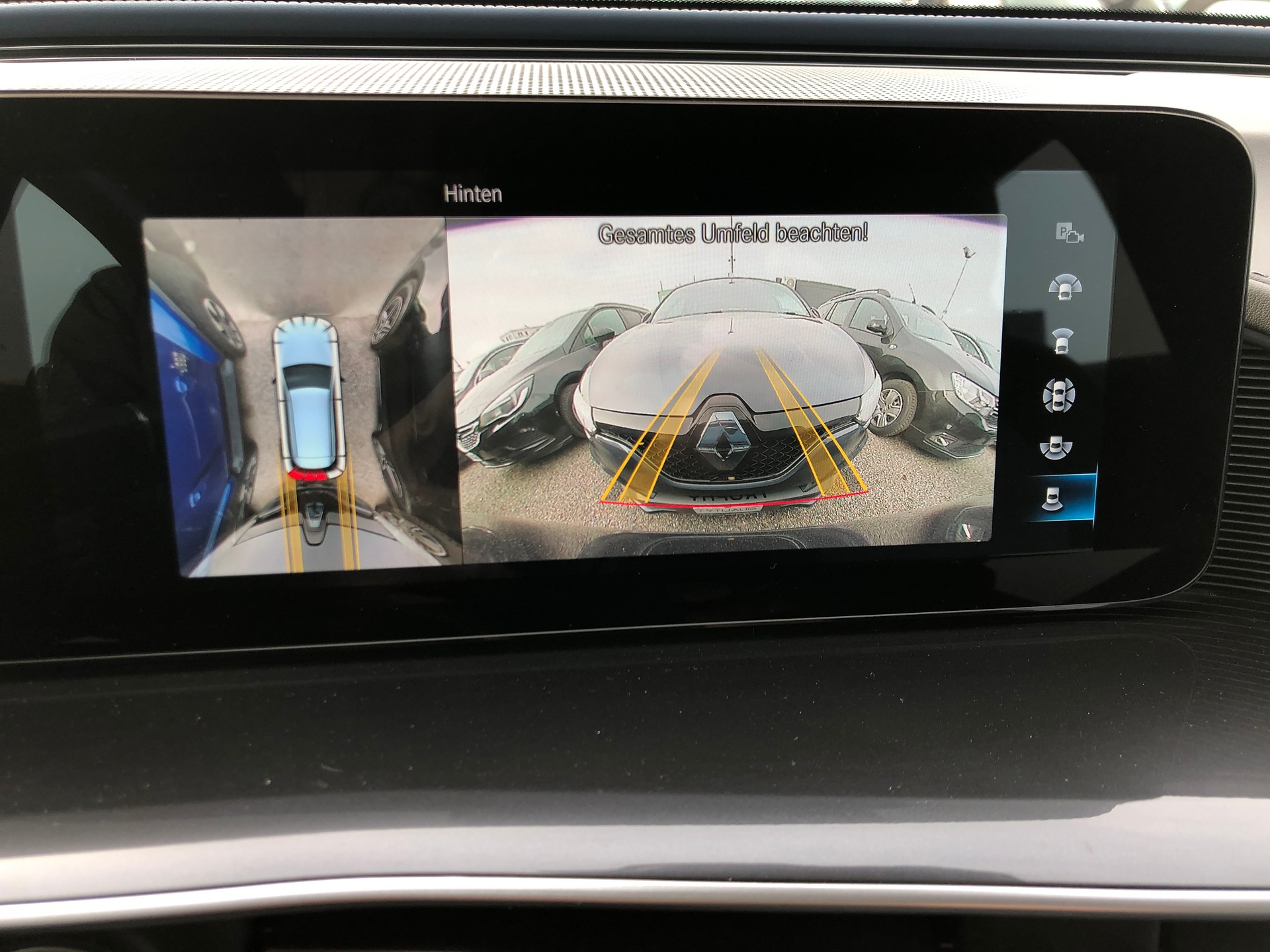 MERCEDES-BENZ EQC 400 4Matic EQ Star-image-10