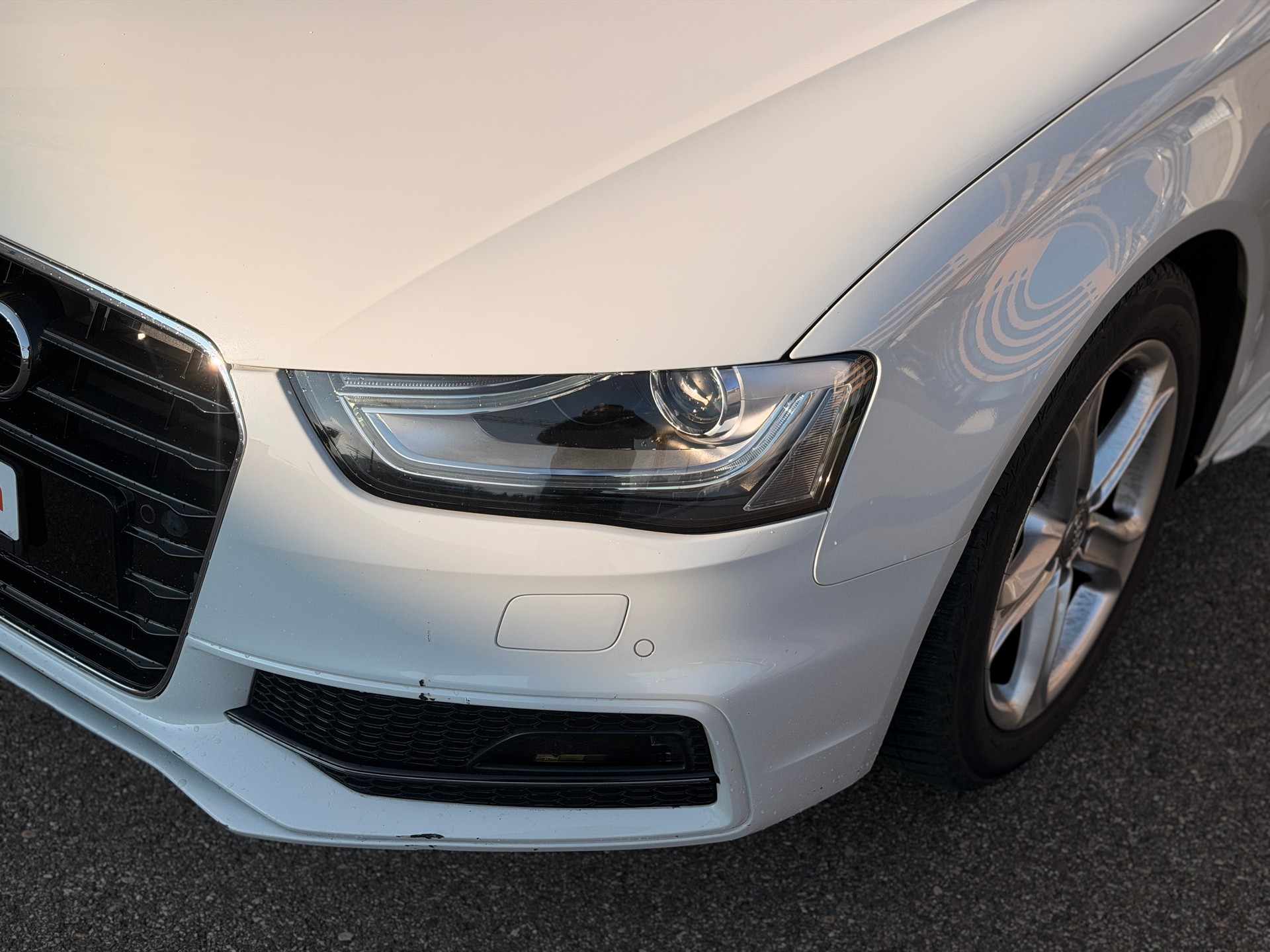 AUDI A4 Avant 2.0 TDI S-line-image-7