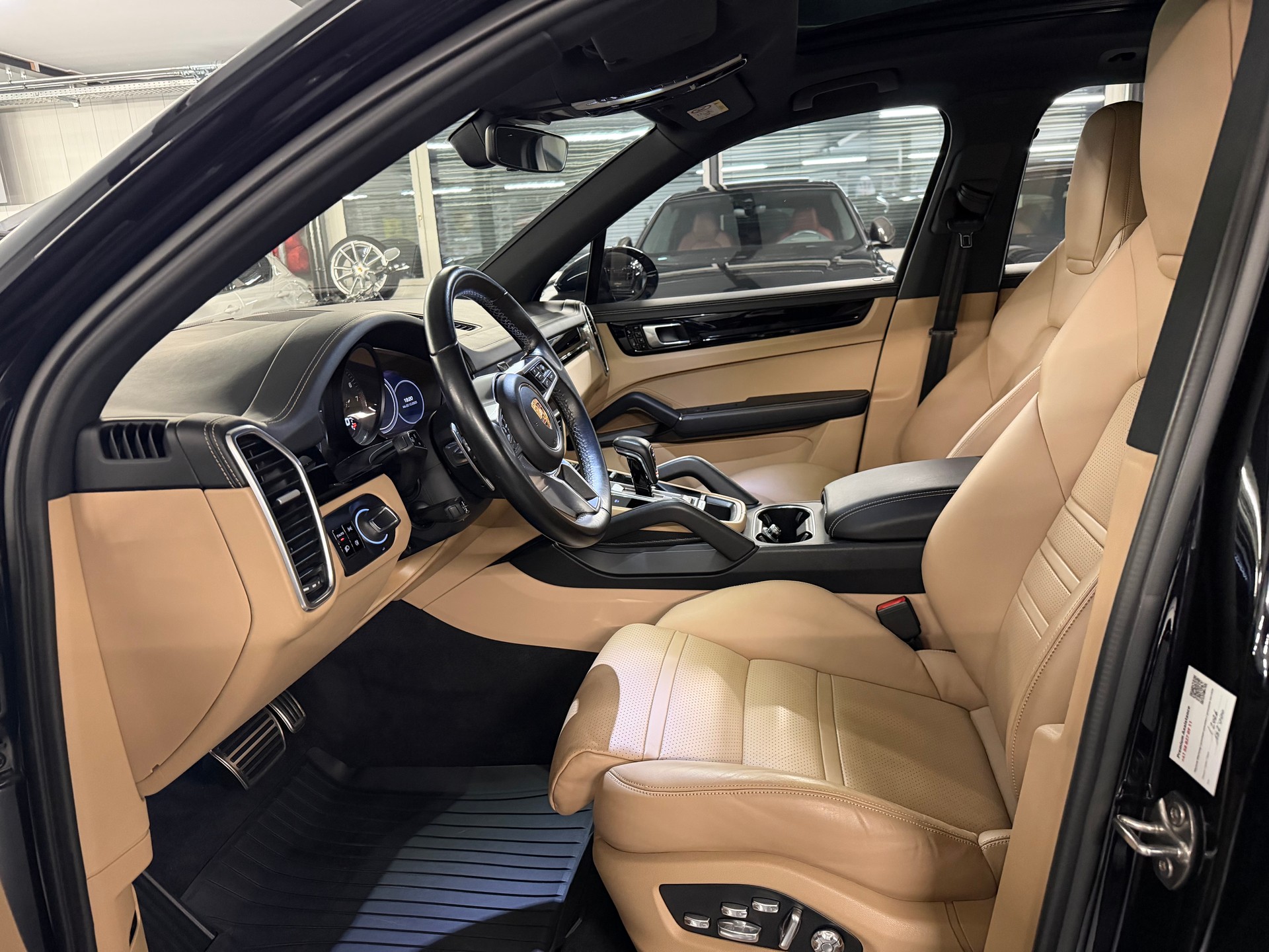 PORSCHE Cayenne S-image-10