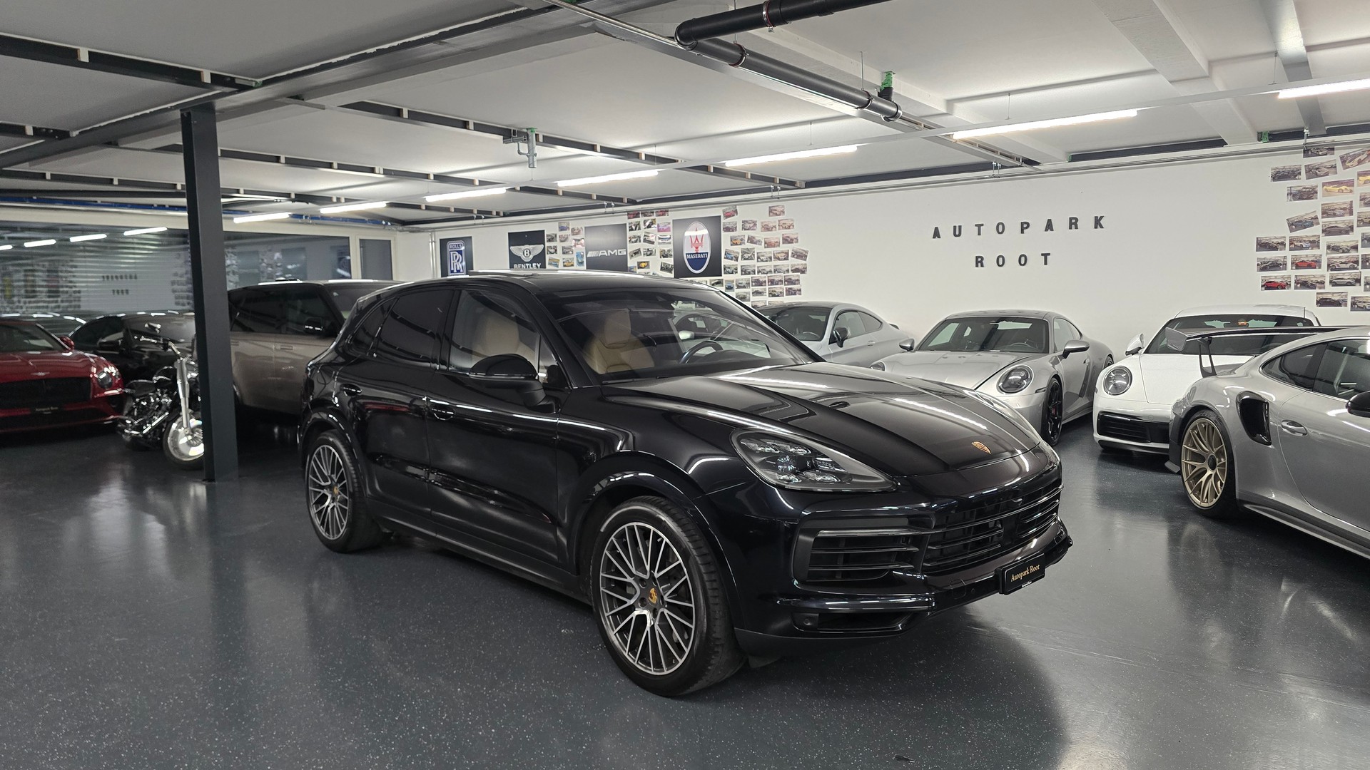 PORSCHE Cayenne S-image-0