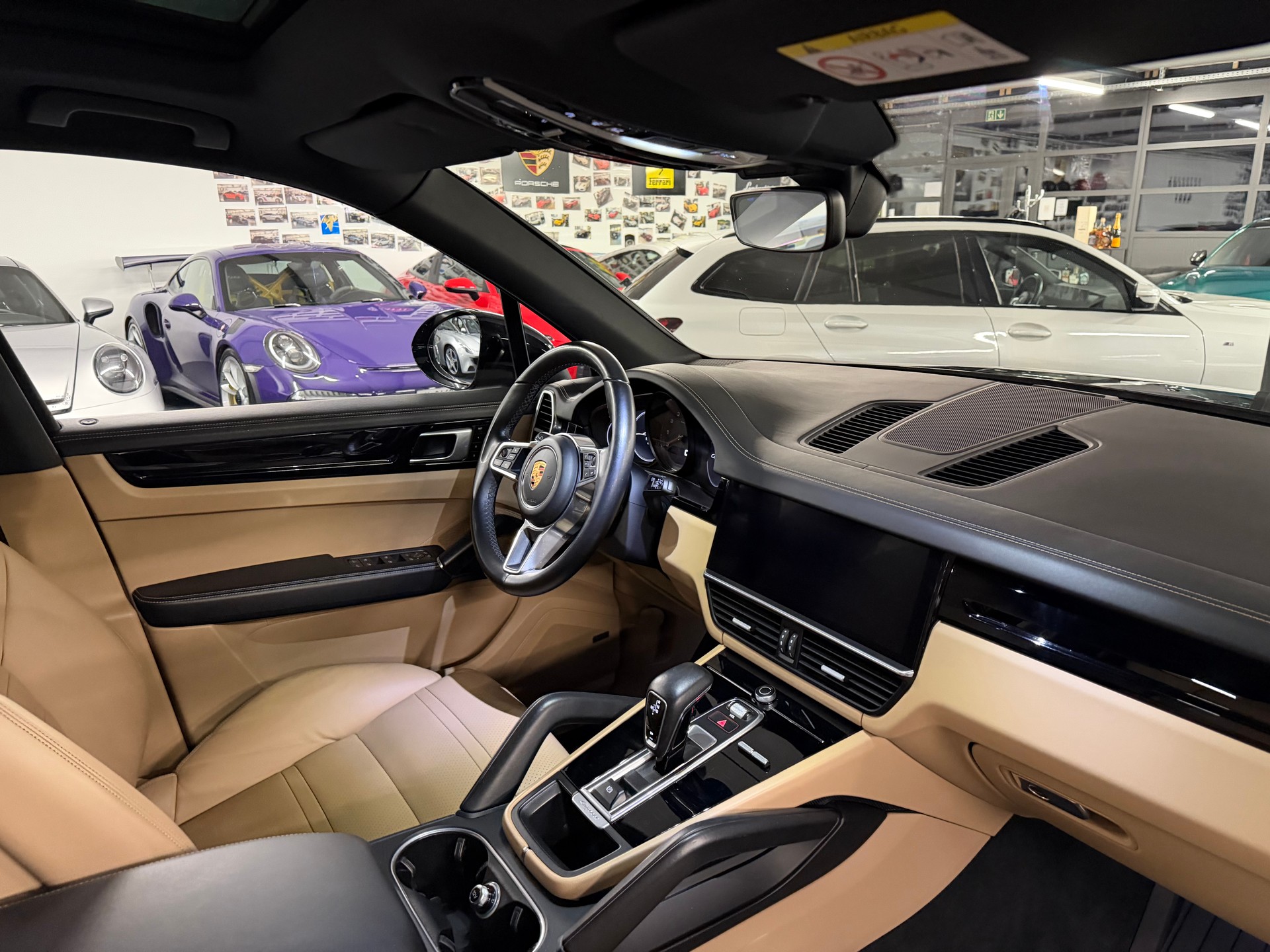 PORSCHE Cayenne S-image-17