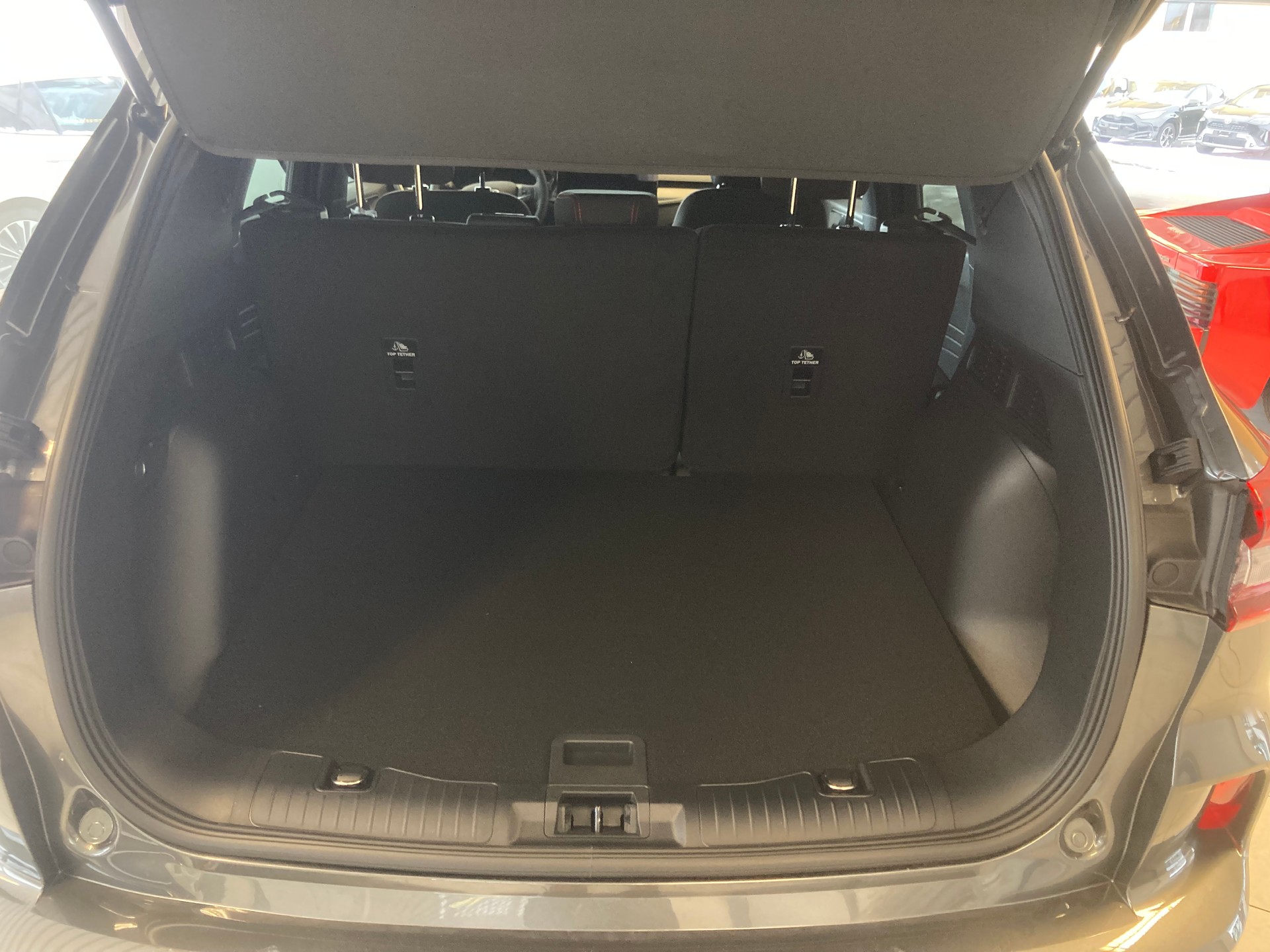 FORD Kuga 2.5 FHEV ST-Line 4WD-image-11