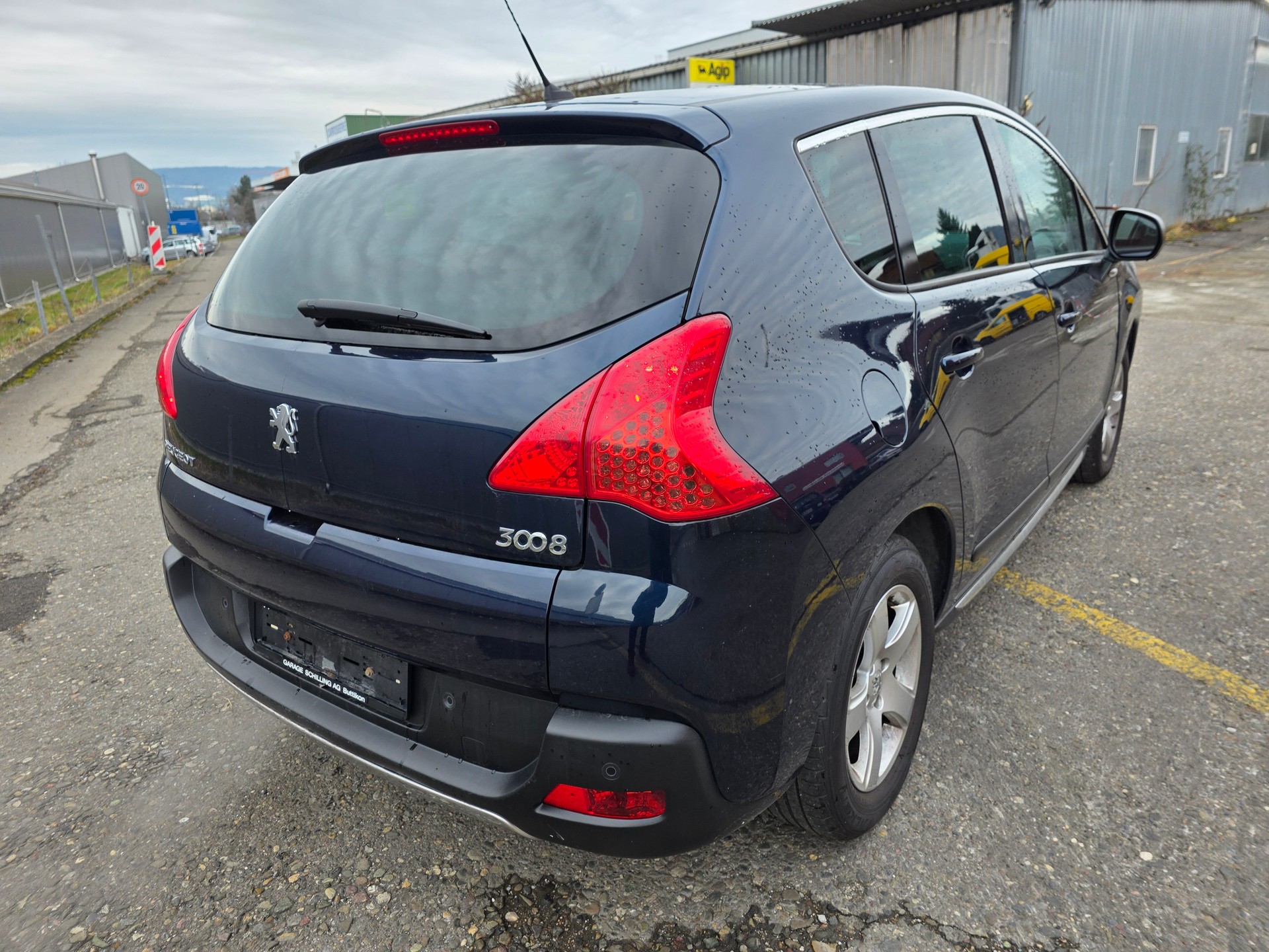 PEUGEOT 3008 1.6 16V T Sport Pack-image-6