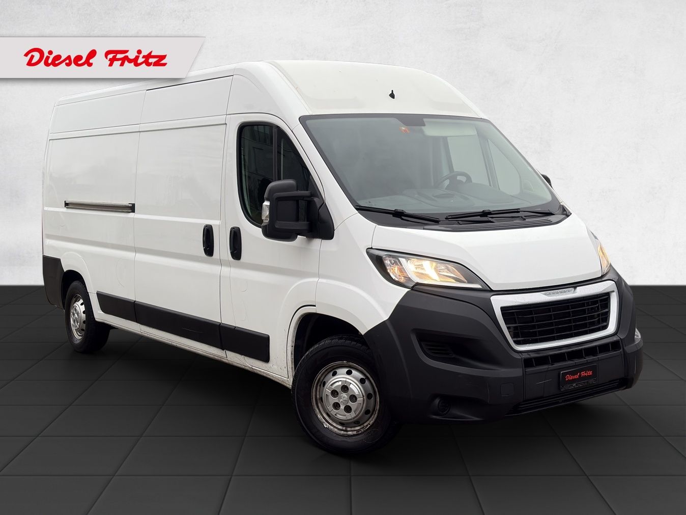 PEUGEOT Boxer 2.0 HDI 335 Allure L3H2-image-4