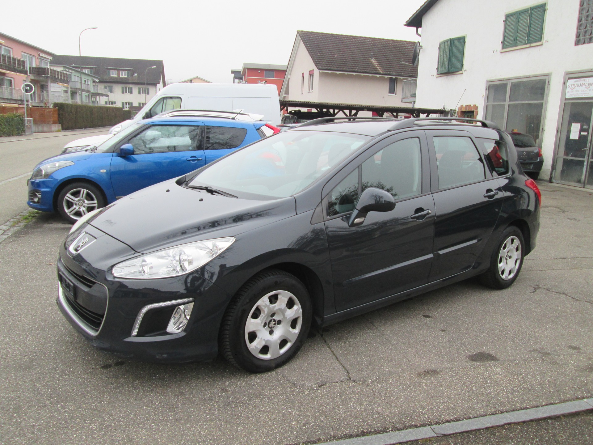 PEUGEOT 308 SW 1.6 HDI Access EGS6-image-0