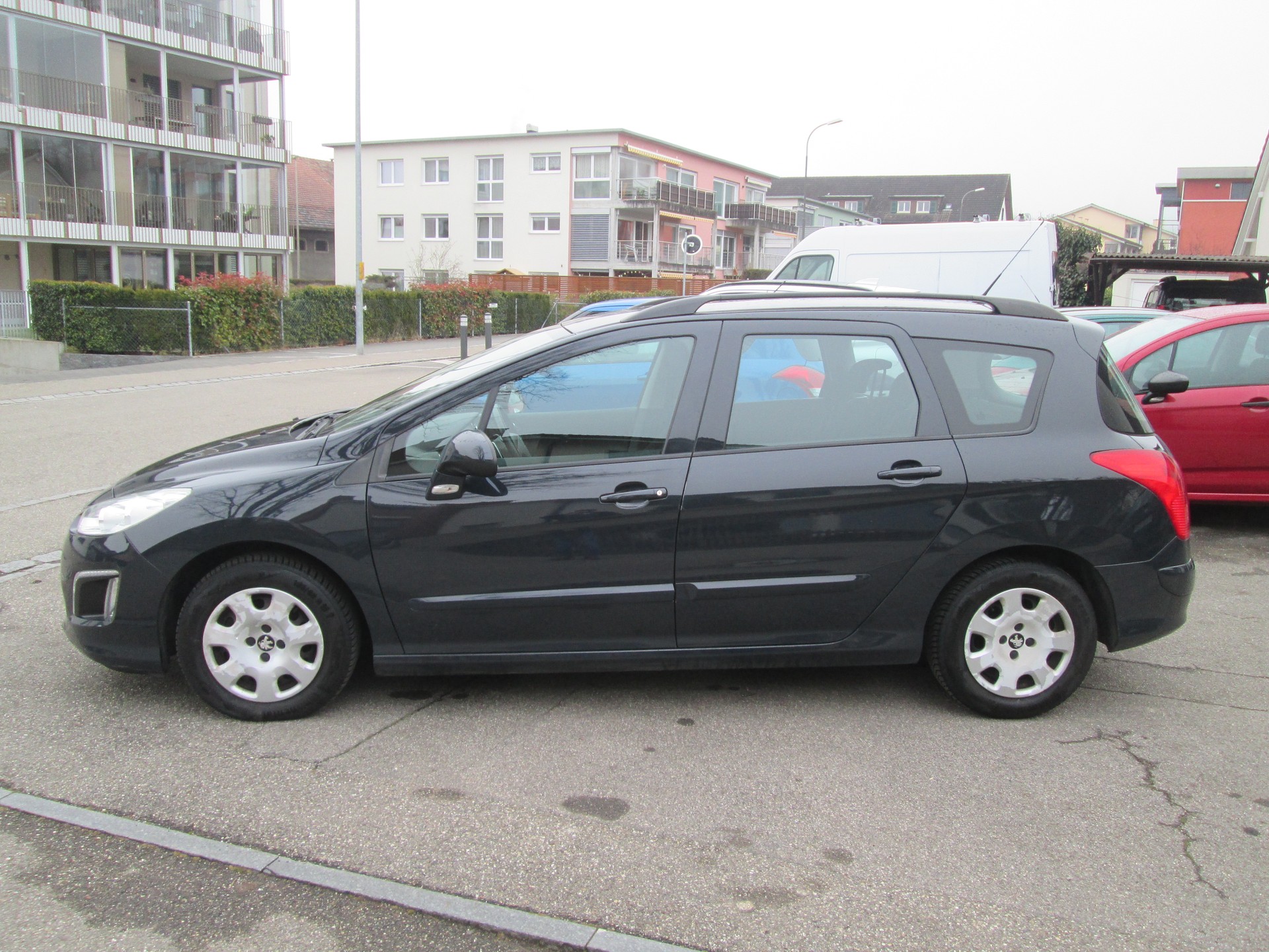 PEUGEOT 308 SW 1.6 HDI Access EGS6-image-1