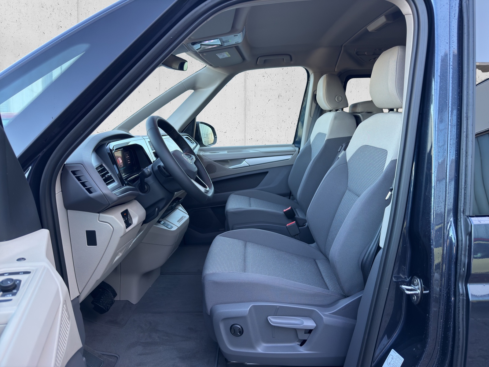 VW Multivan 1.5 eHybrid Liberty 4Motion DSG-image-8