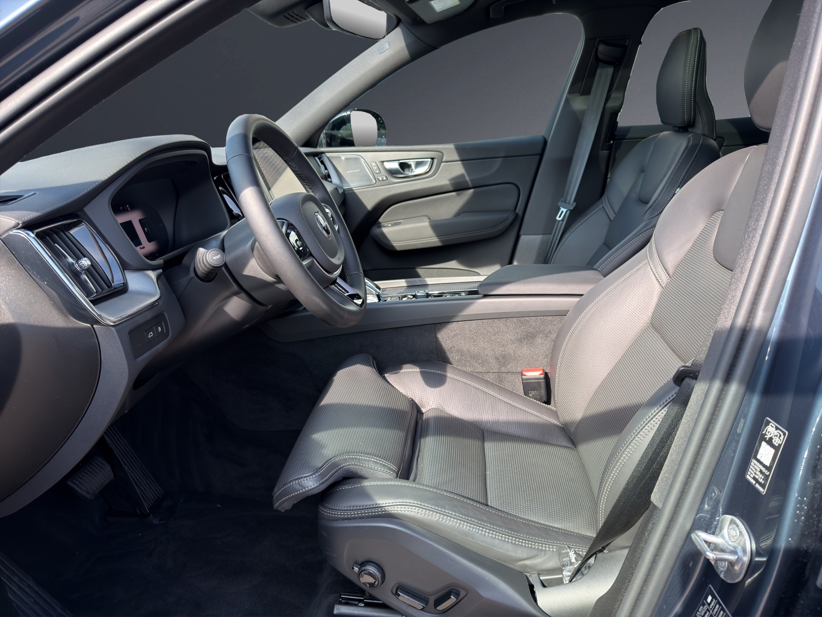 Image VOLVO XC60 XC60 T8 eAWD PluginHybrid Black Edition Geartronic