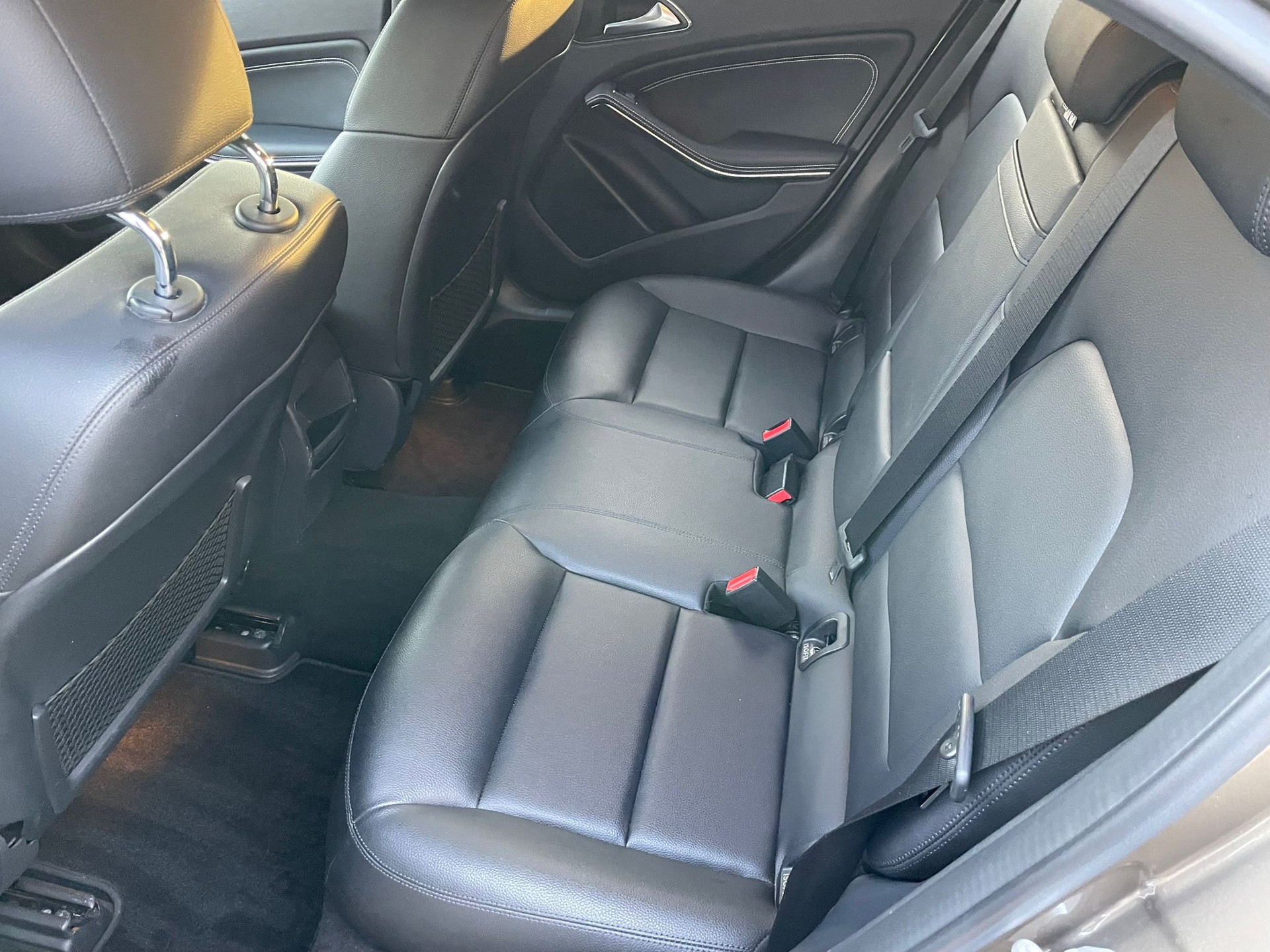 MERCEDES-BENZ A 180 Style-image-10