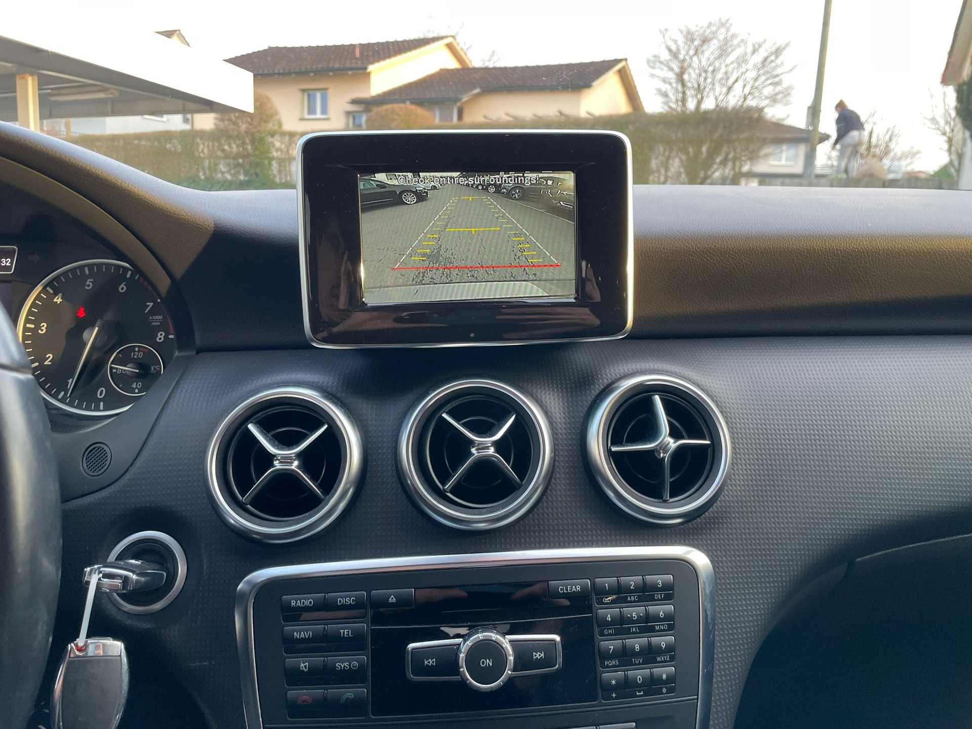 MERCEDES-BENZ A 180 Style-image-15
