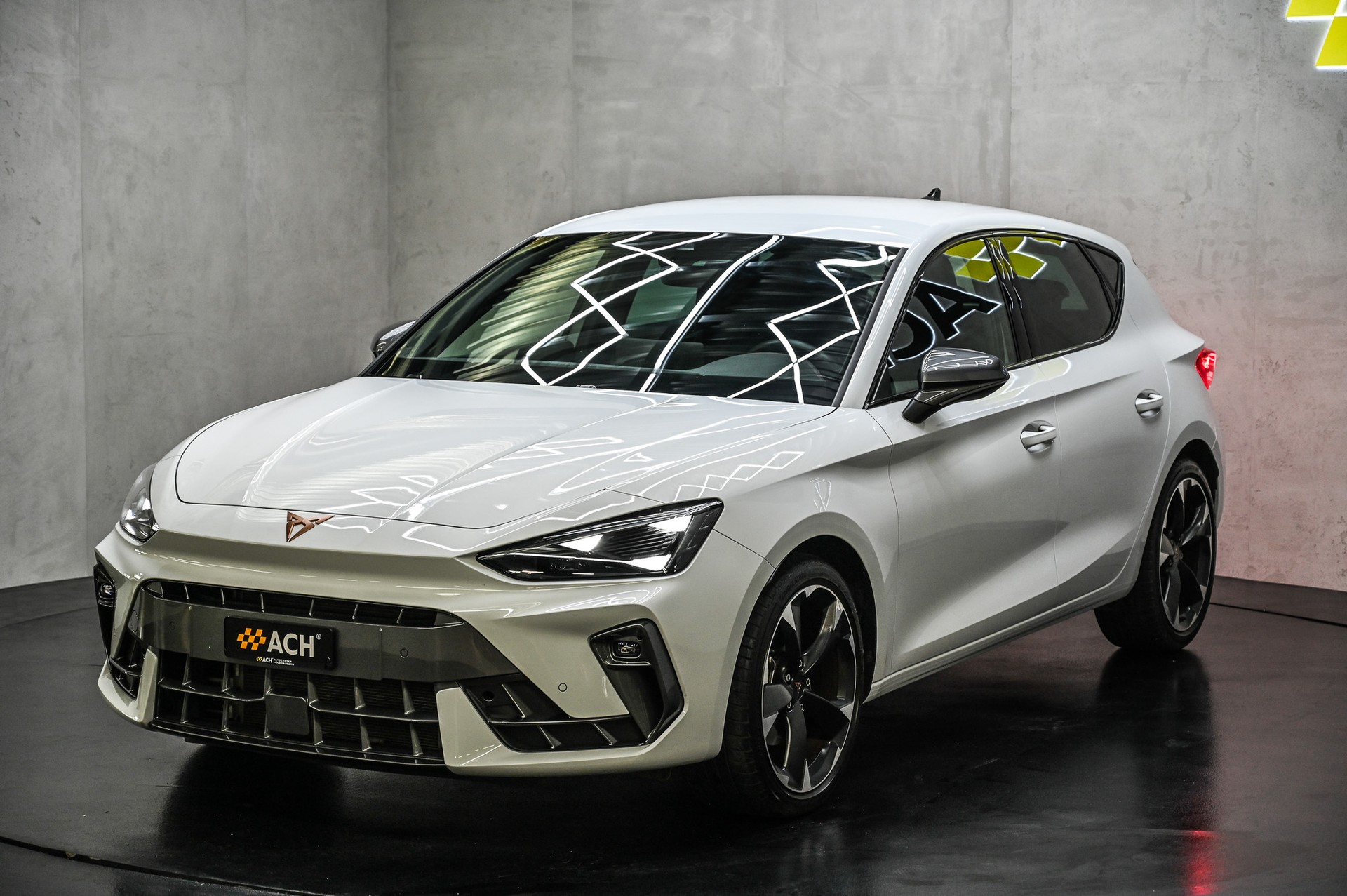 CUPRA Leon 2.0 TDI DSG-image-2