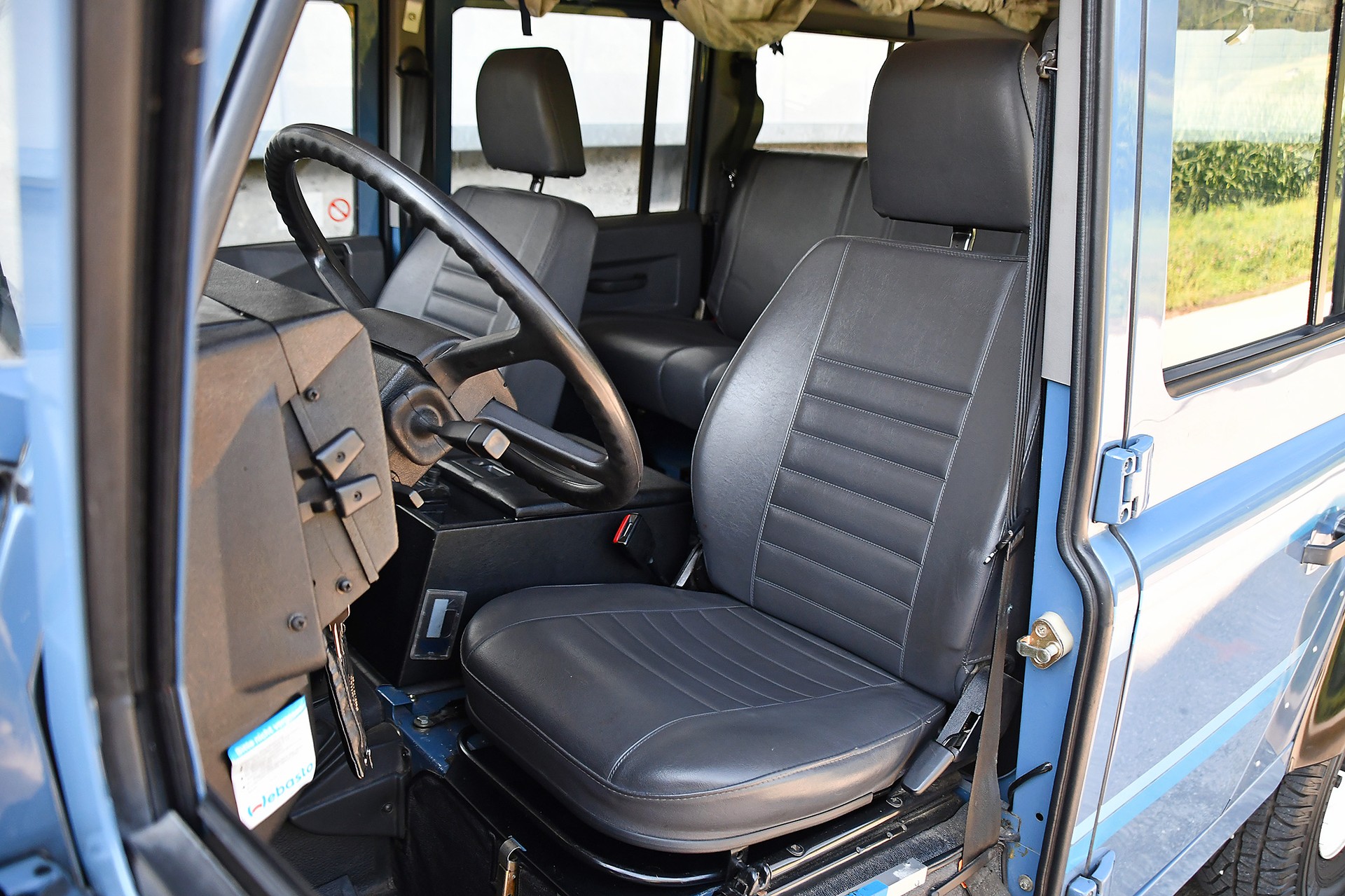 LAND ROVER 110 Turbo D-image-6