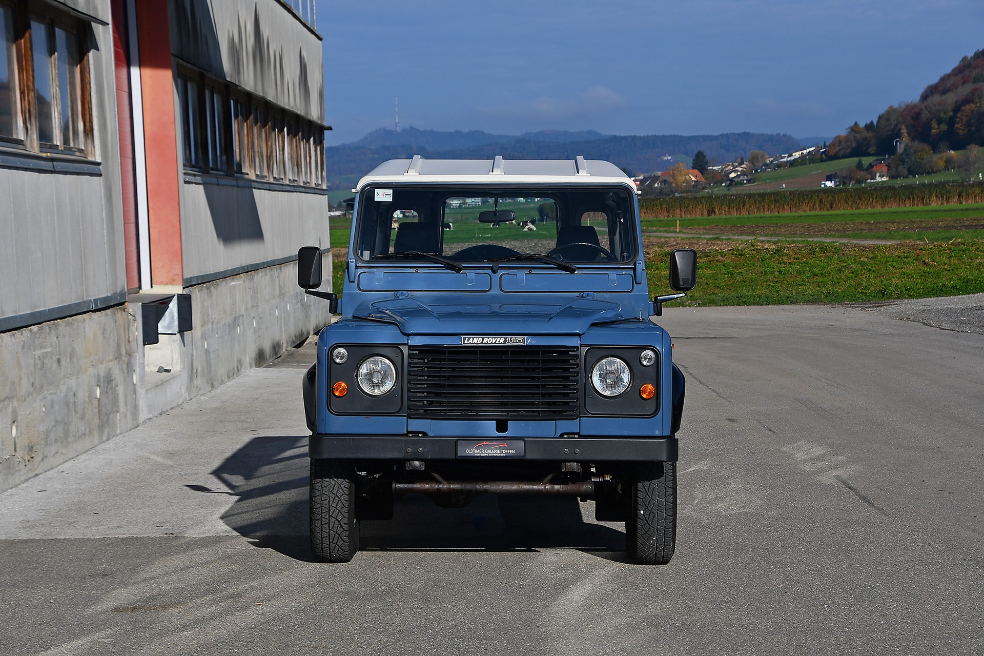 LAND ROVER 110 Turbo D-image-1