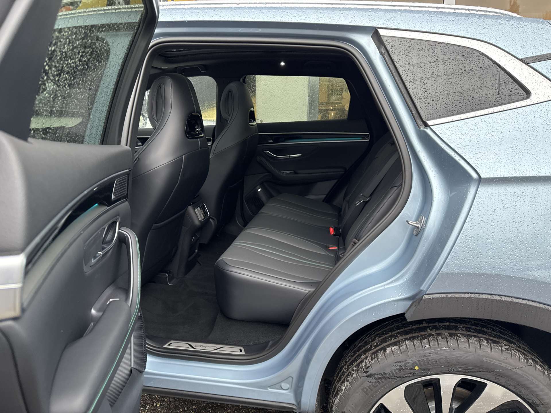 BYD Seal U DM-i PHEV Design AWD 324PS Automat-image-7