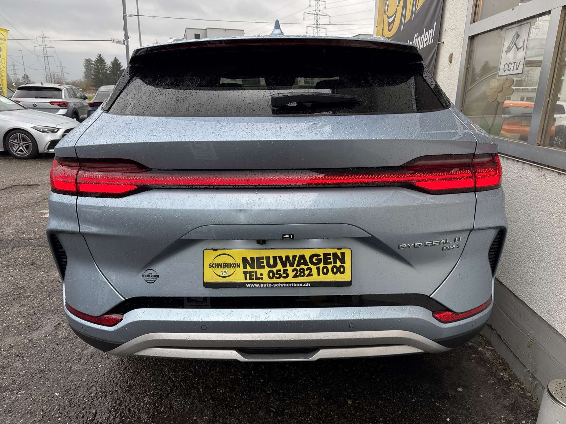 BYD Seal U DM-i PHEV Design AWD 324PS Automat-image-3
