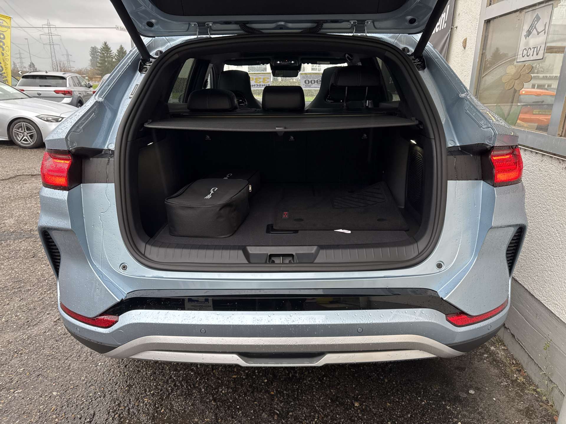 BYD Seal U DM-i PHEV Design AWD 324PS Automat-image-8