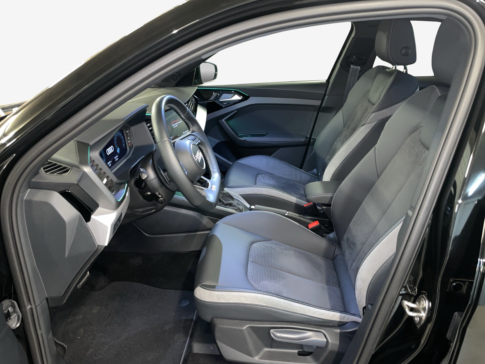 AUDI A1 Sportback 40 TFSI S Line S-tronic-image-7