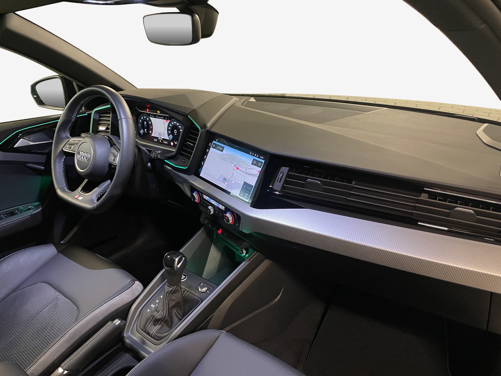 AUDI A1 Sportback 40 TFSI S Line S-tronic-image-13