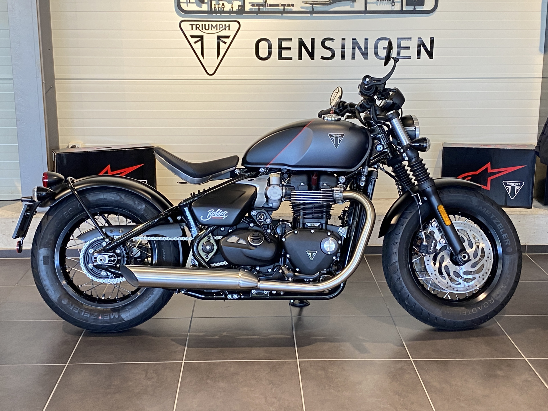 TRIUMPH Bonneville Bobber 1200 (4.49 % Power Leasing - Gültig bis 30.06.2026)-showroom-element-3