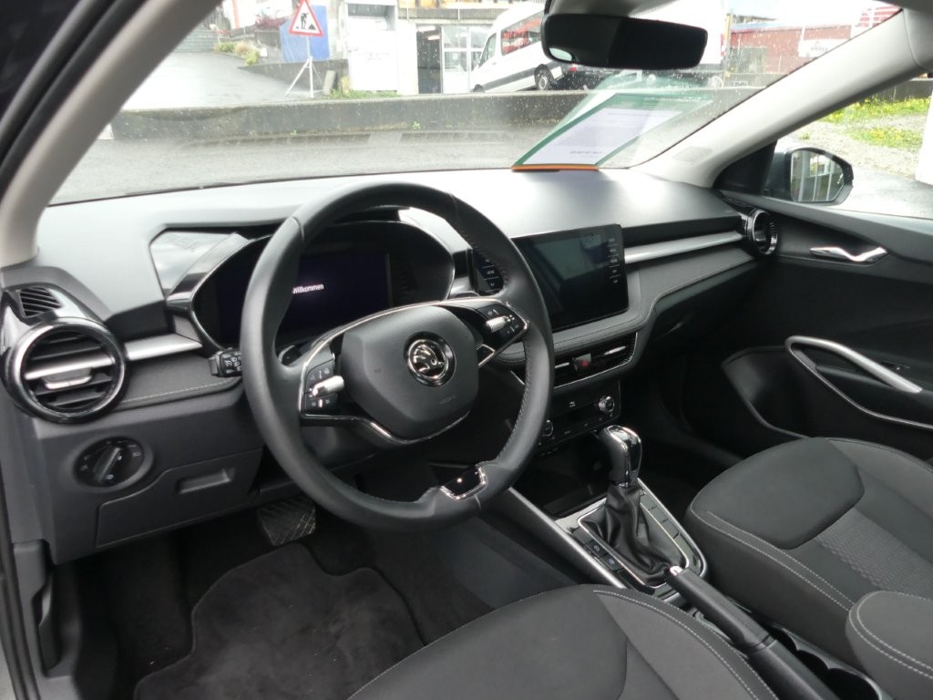 SKODA Fabia 1.0 TSI Style DSG-image-6