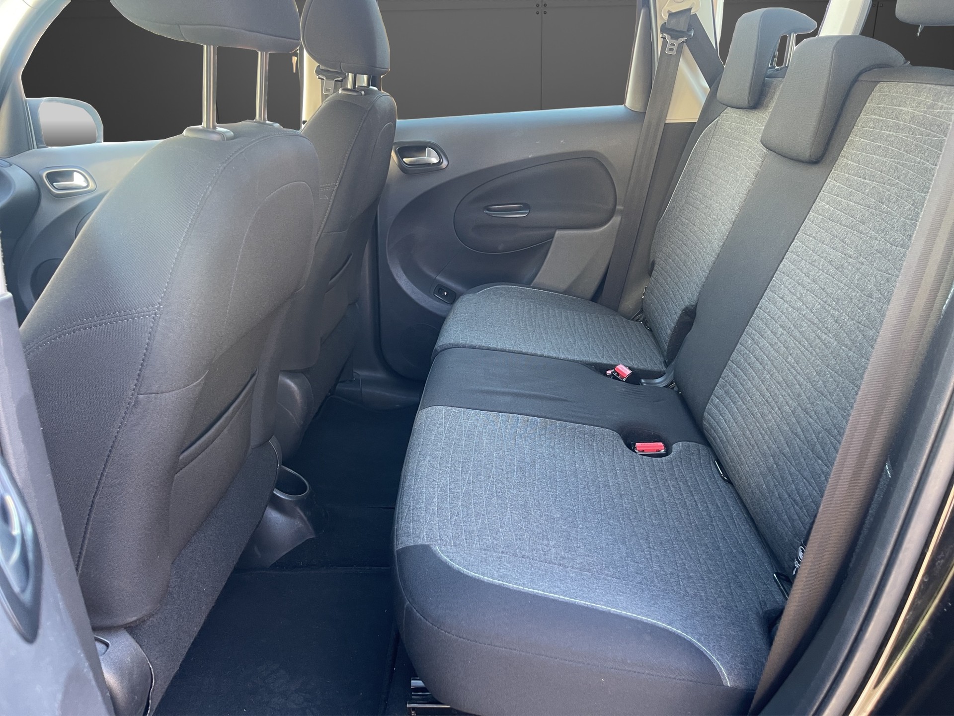 CITROEN C3 Picasso 1.2 Pure Tech Séduction-image-12