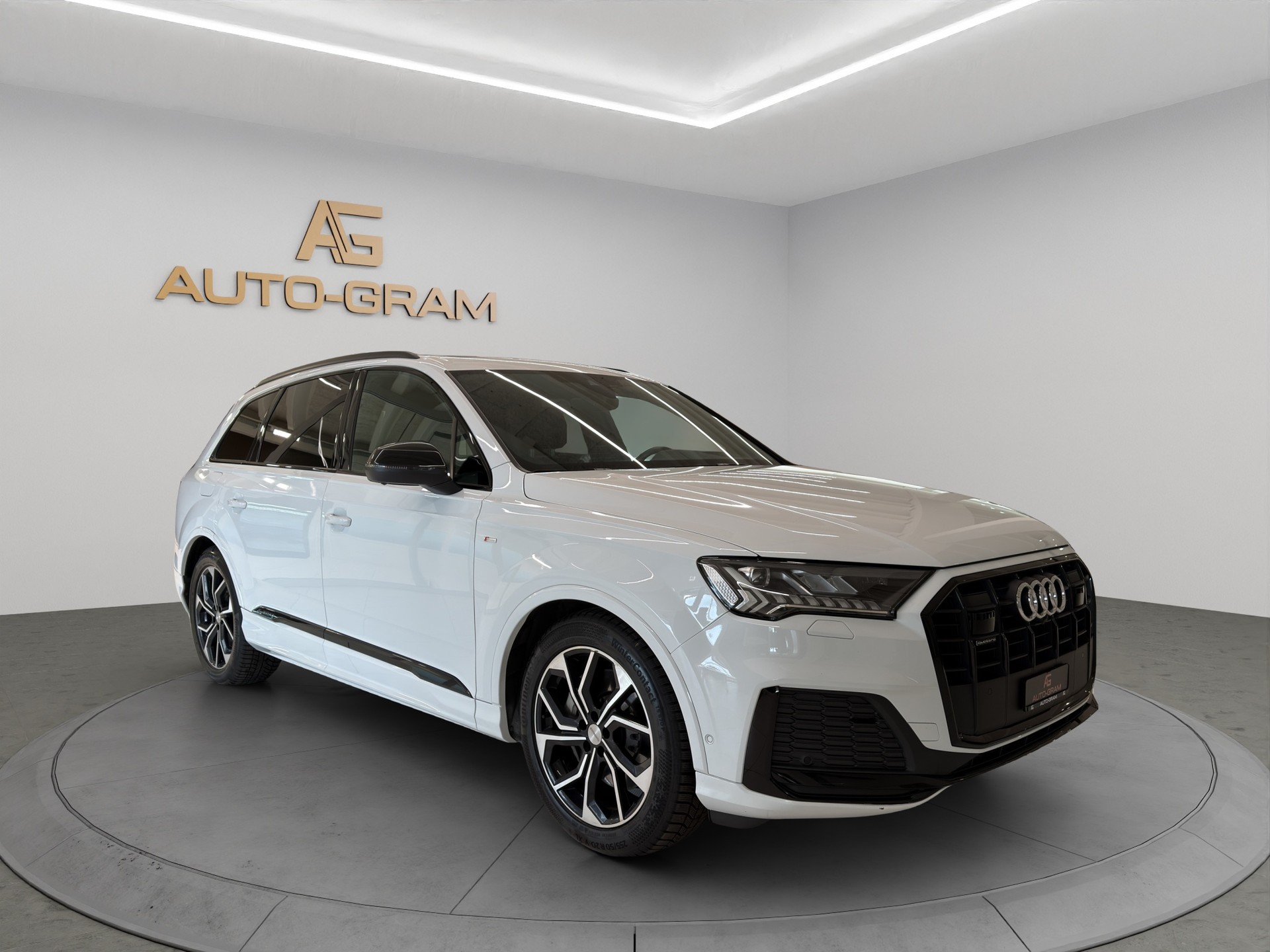 AUDI Q7 50 TDI quattro S Line tiptronic 7-Sitzer-image-6