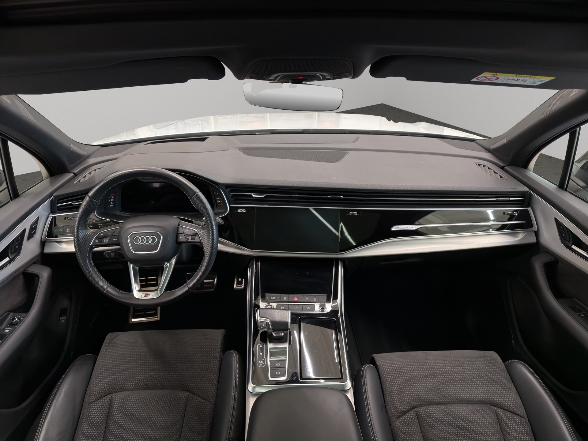 AUDI Q7 50 TDI quattro S Line tiptronic 7-Sitzer-image-14