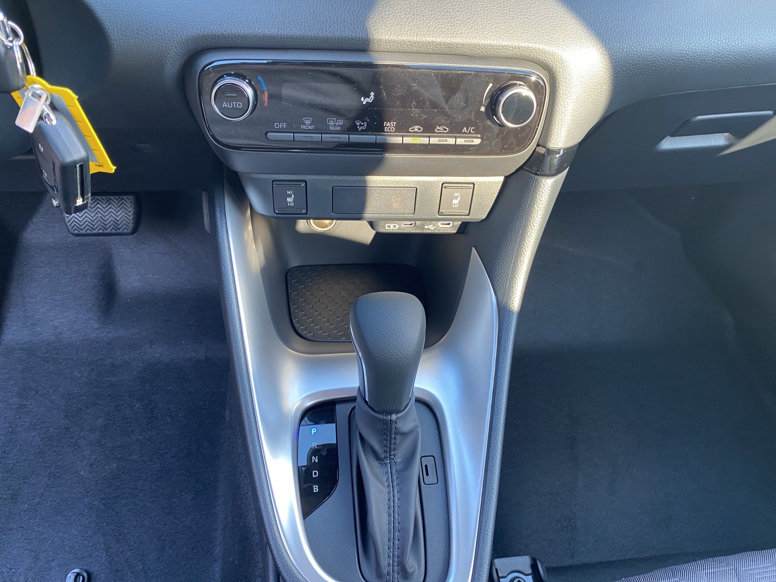 Image MAZDA 2 2 Hybrid Centre-line