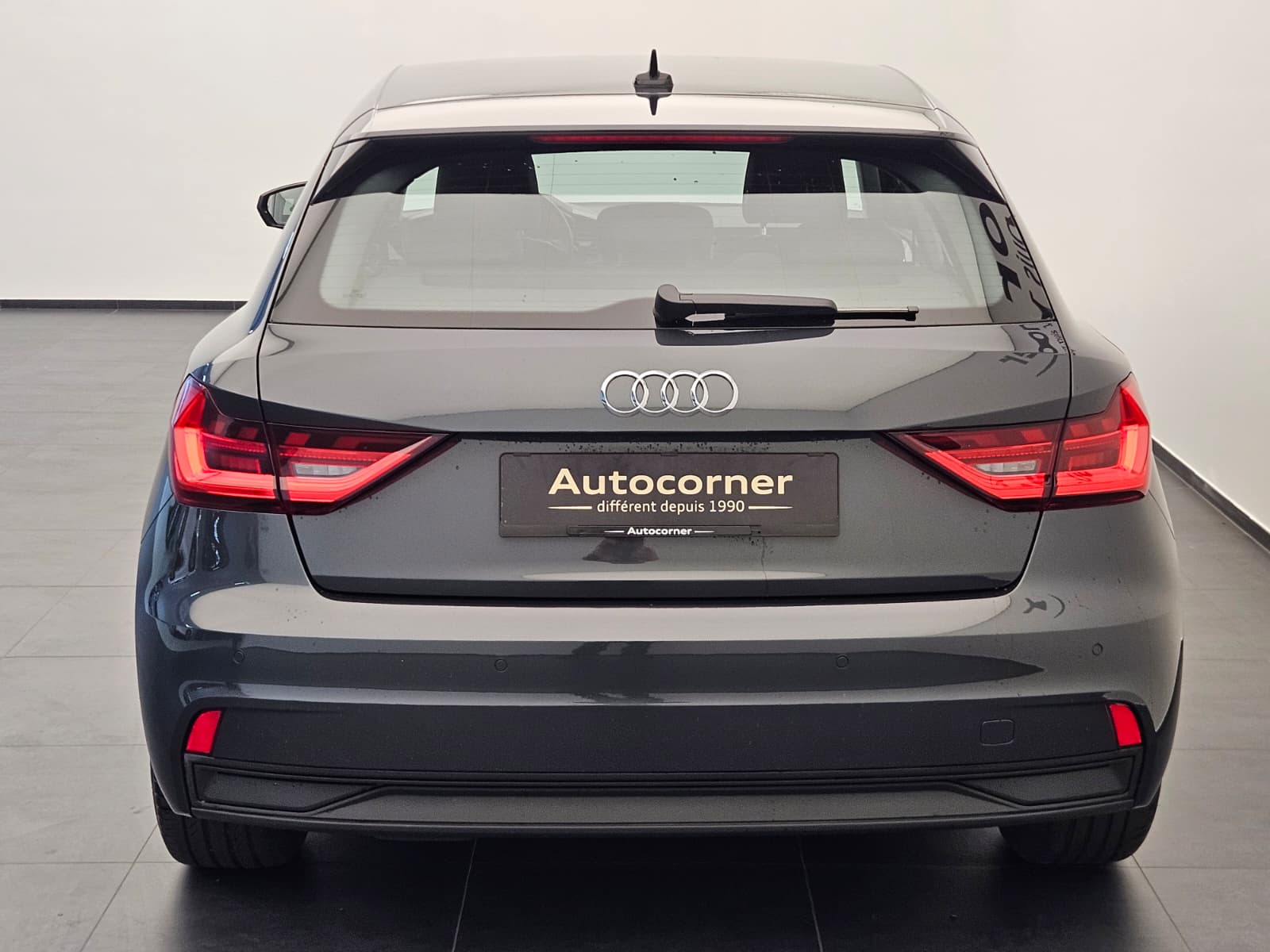 AUDI A1 Sportback 30 TFSI Attraction S-tronic-image-7