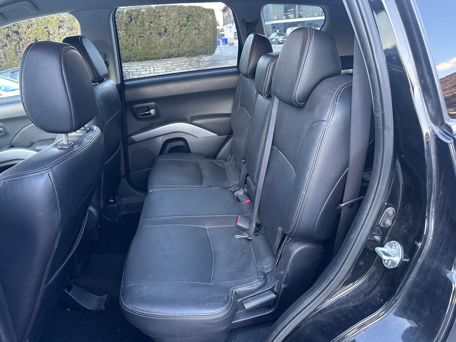 PEUGEOT 4007 2.2 HDi Platinum Edition-image-10