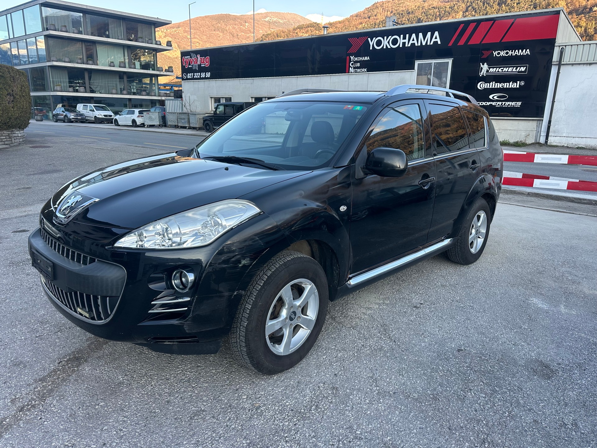 PEUGEOT 4007 2.2 HDi Platinum Edition-image-0