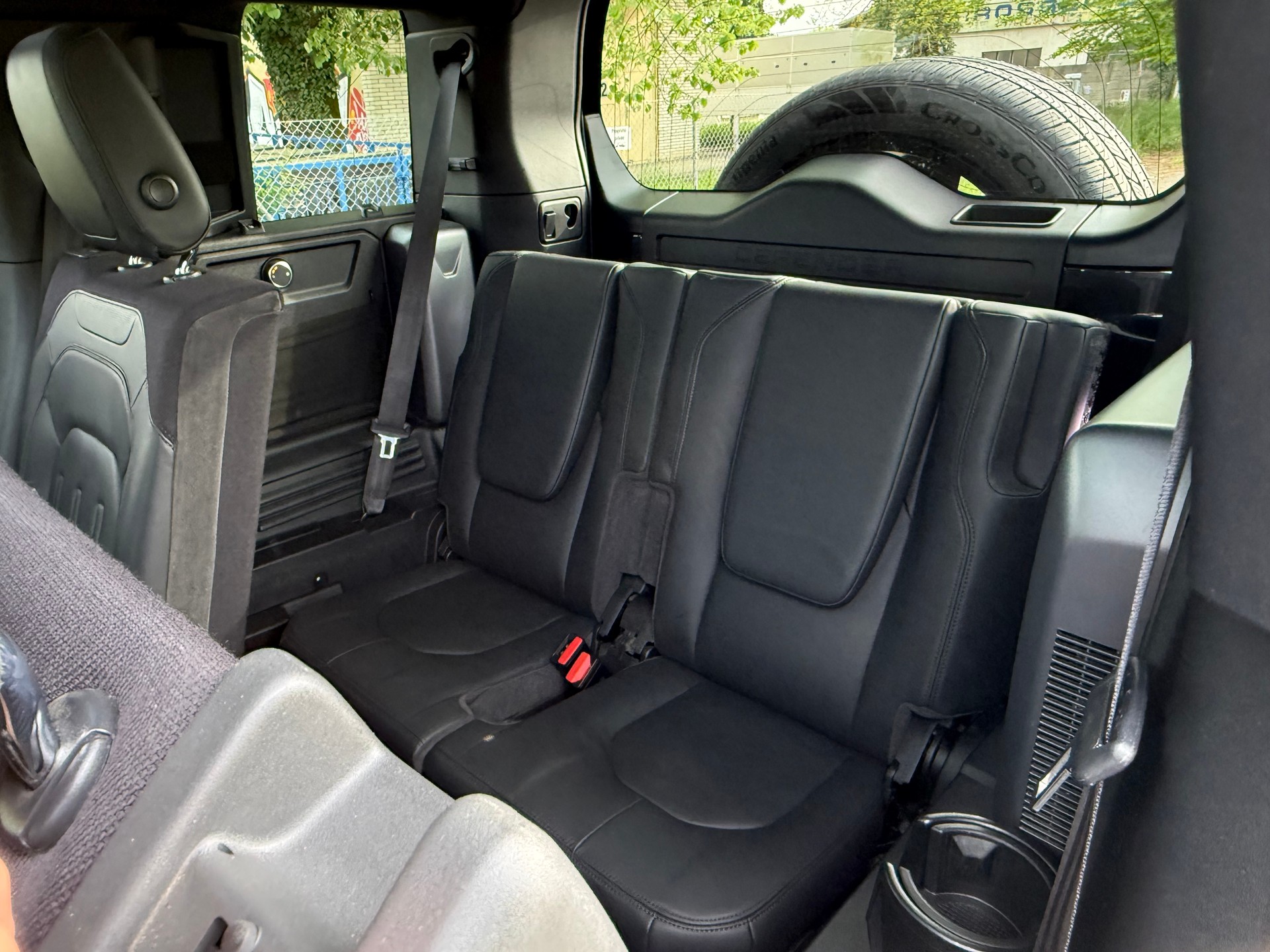 LAND ROVER Defender 110 P400 I6 X 3.0 AT8. 7 PLACE-image-9