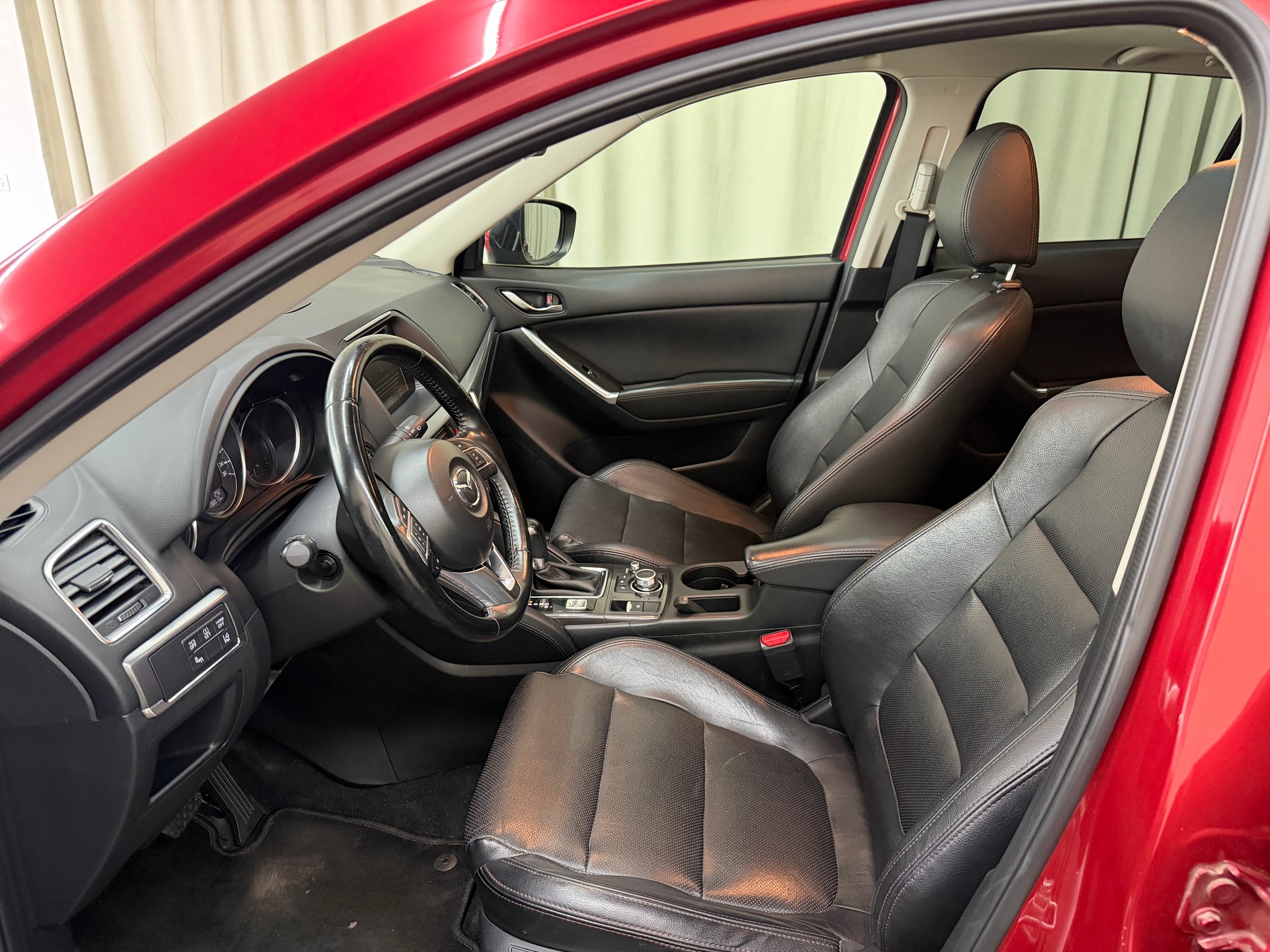 MAZDA CX-5 2.5 Revolution AWD Skyactive-G Automatic-image-6