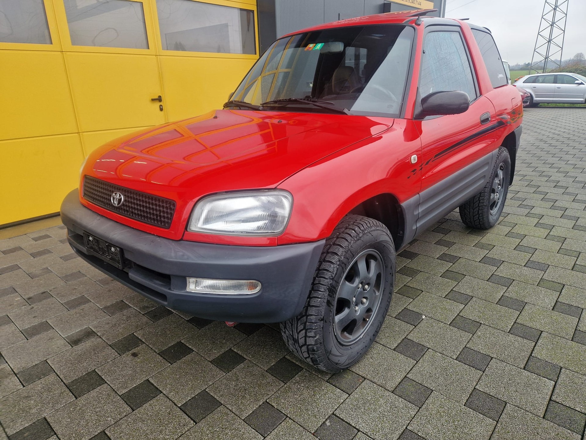 TOYOTA RAV-4