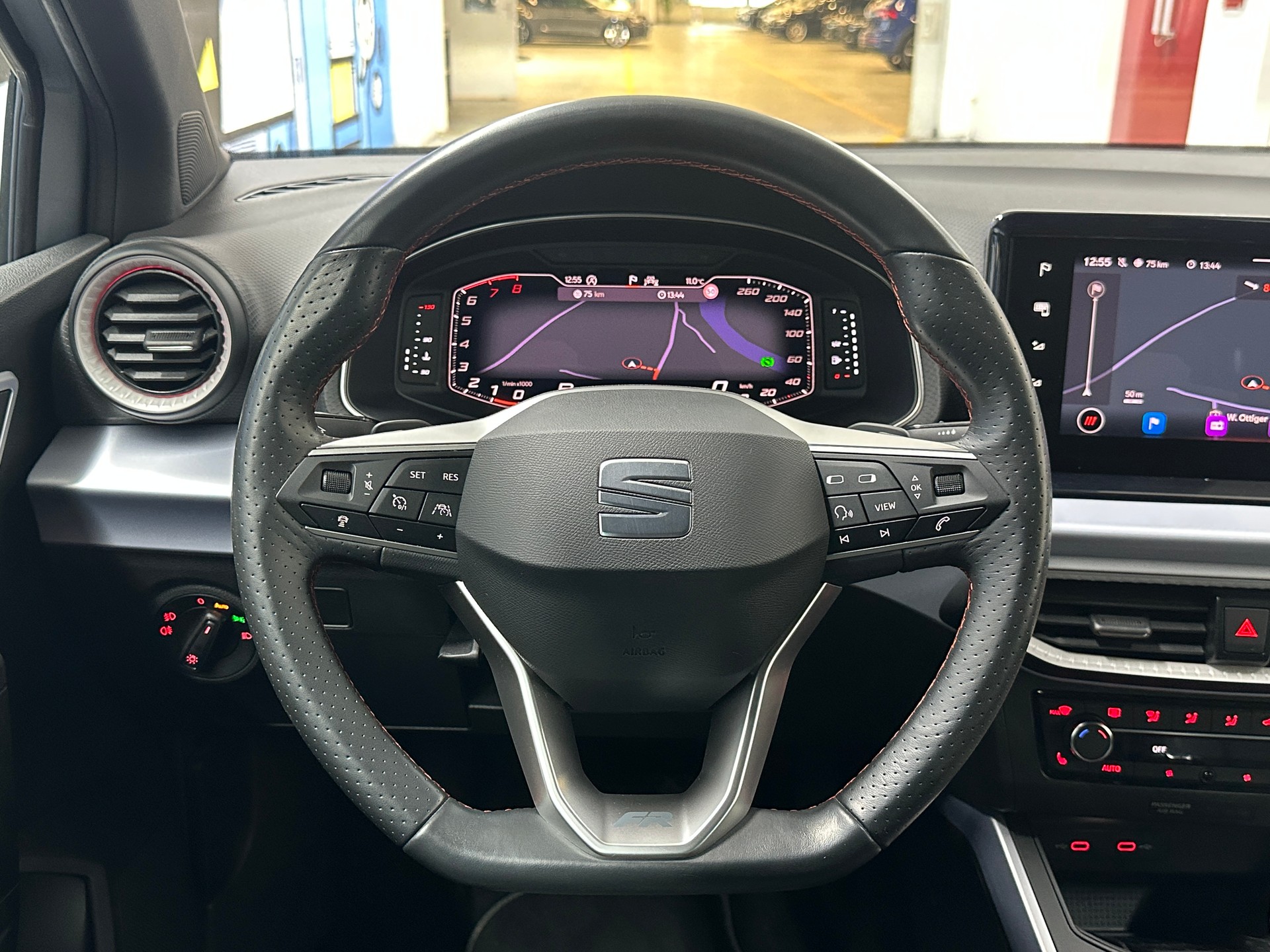 SEAT Arona 1.0 TSI Eco FR DSG-image-10