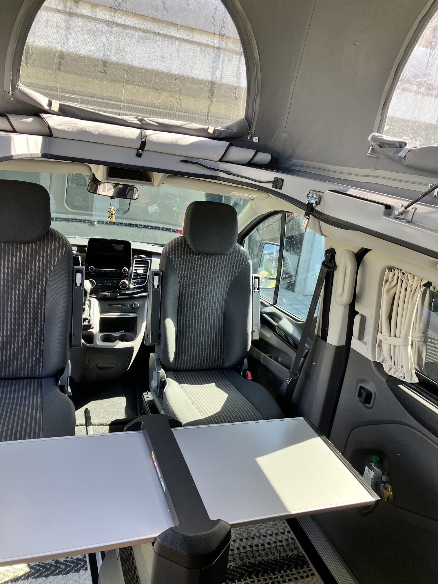 FORD Tourneo Custom 320 L1H1 Titanium X A-image-3
