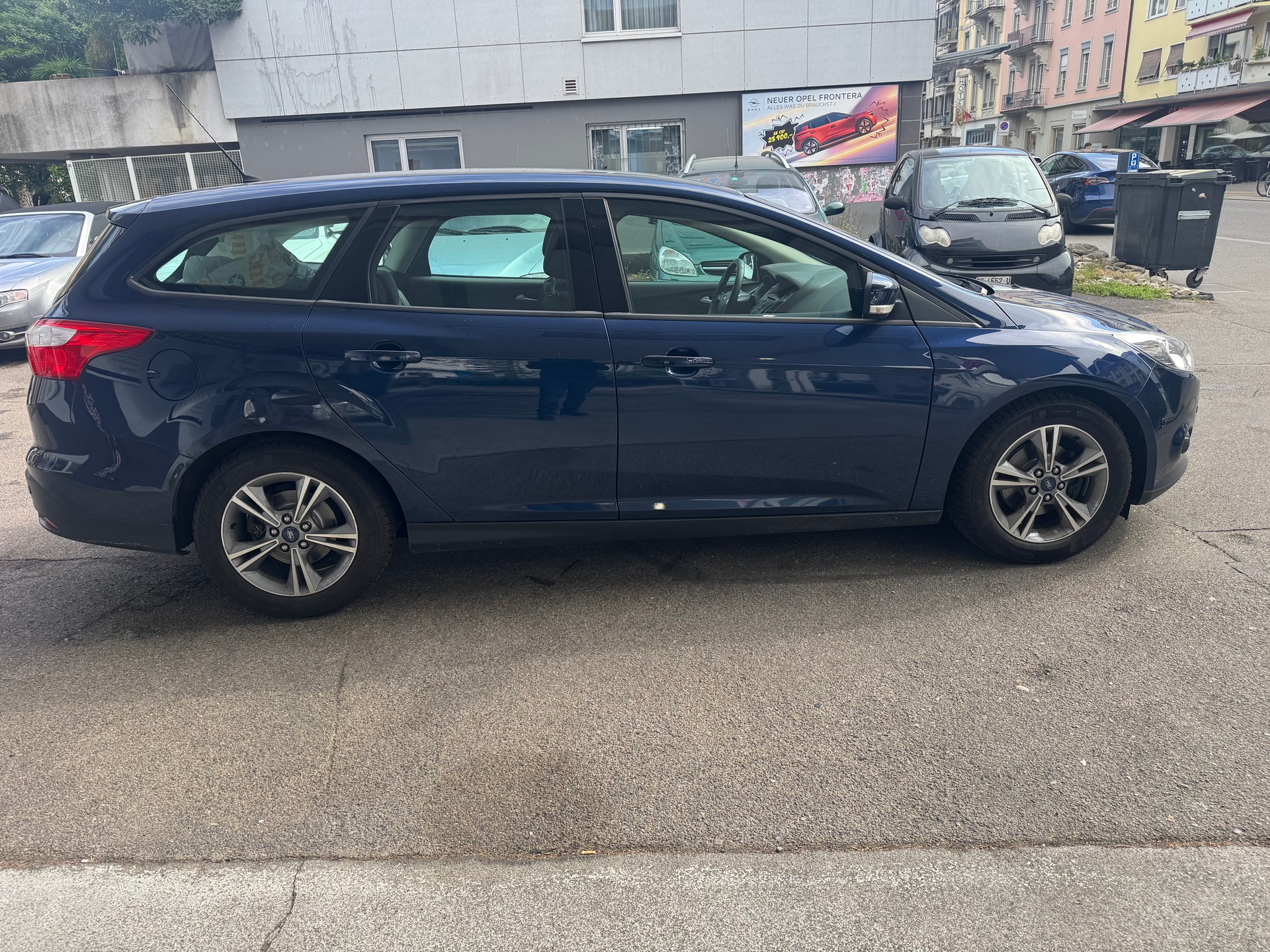 FORD Focus 1.0 SCTi Titanium-image-5