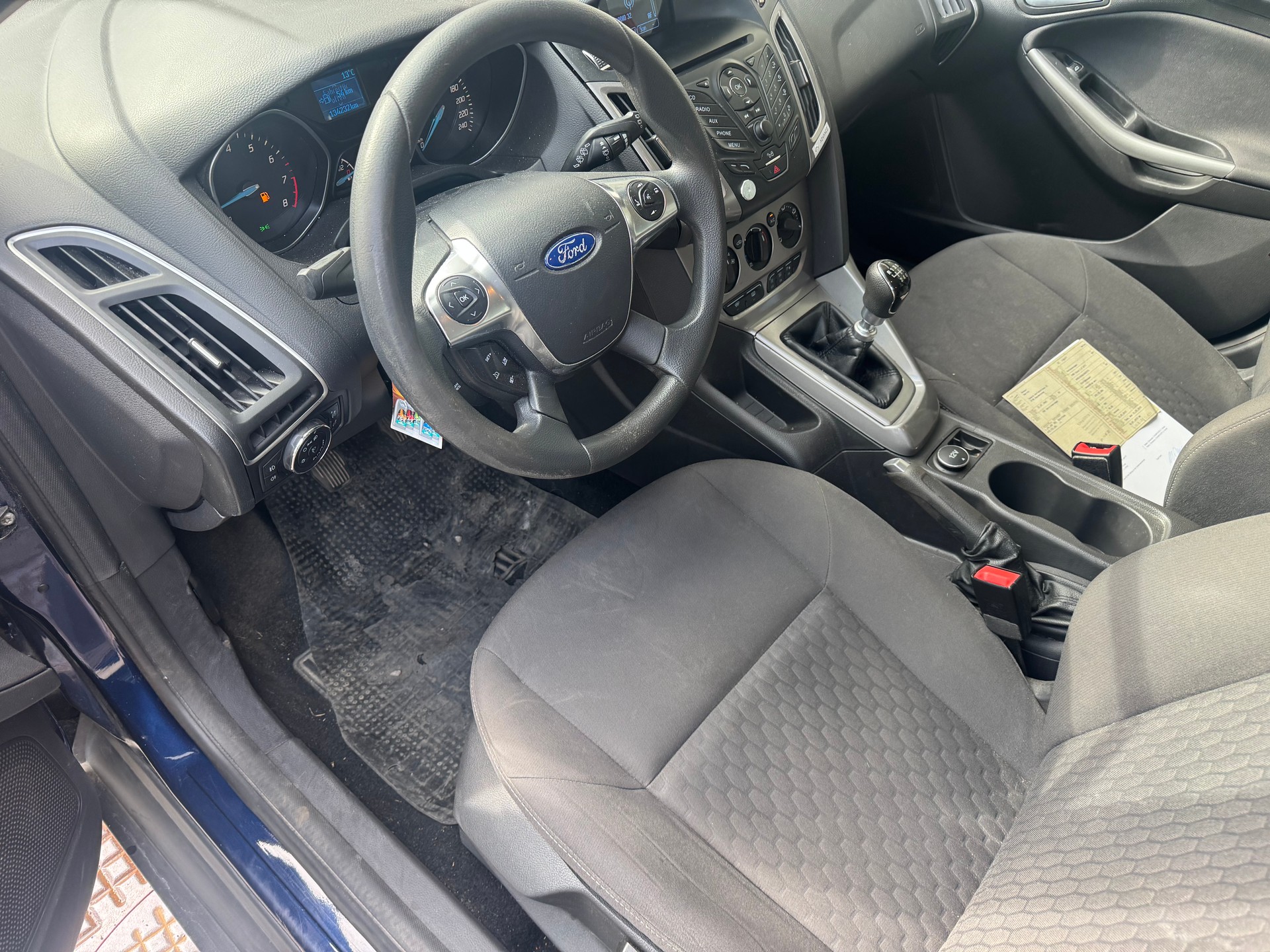 FORD Focus 1.0 SCTi Titanium-image-7