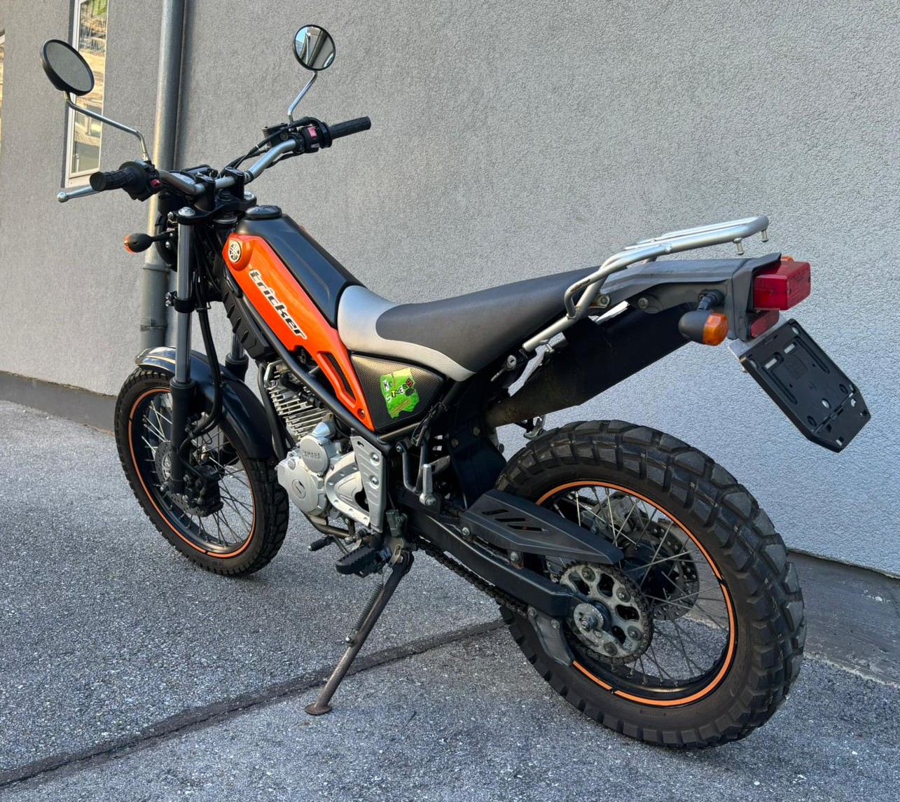 YAMAHA XG 250 Tricker-image-4