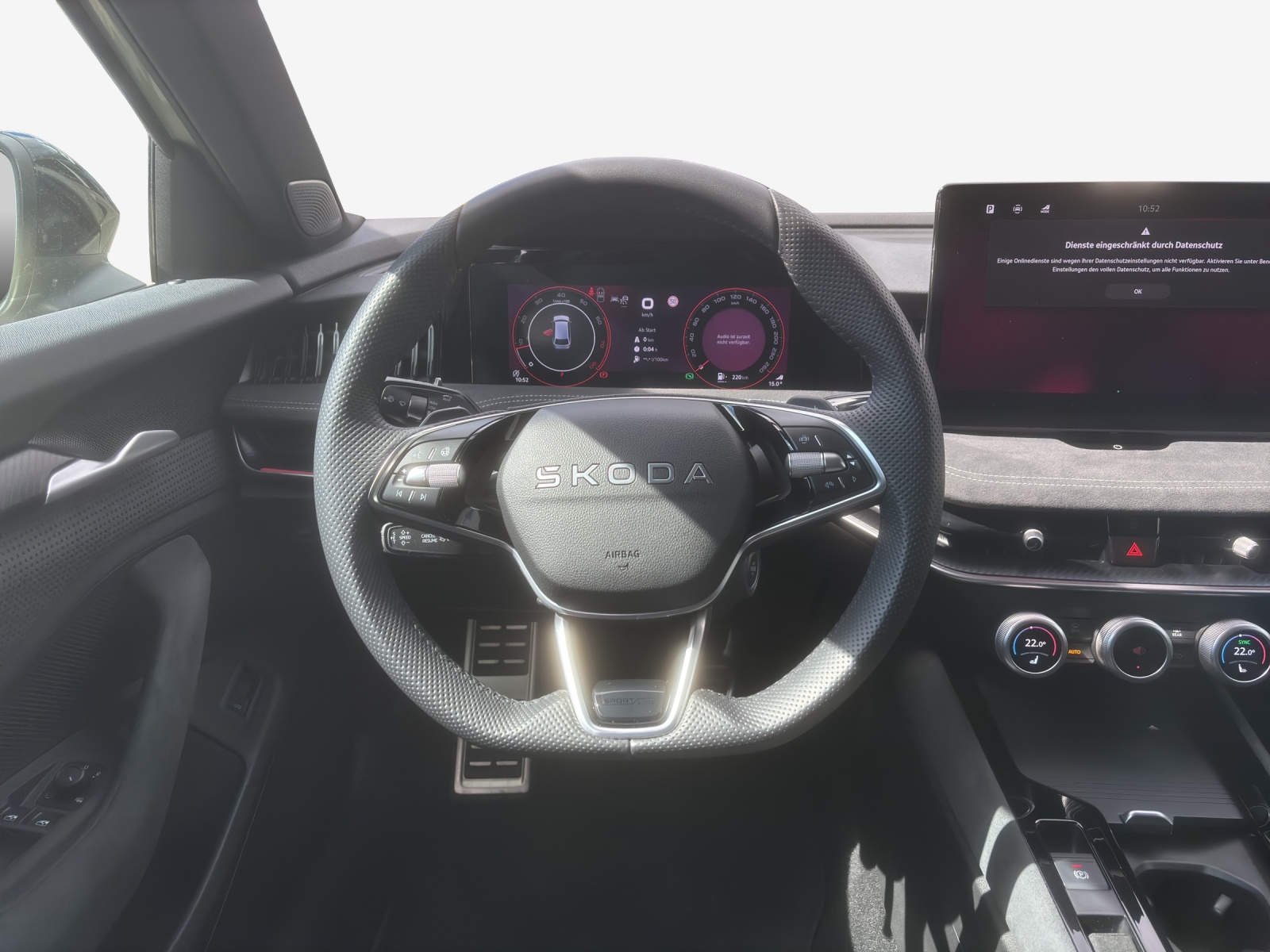 SKODA Superb Combi 2.0 TSI Sportline 4x4 DSG-image-9